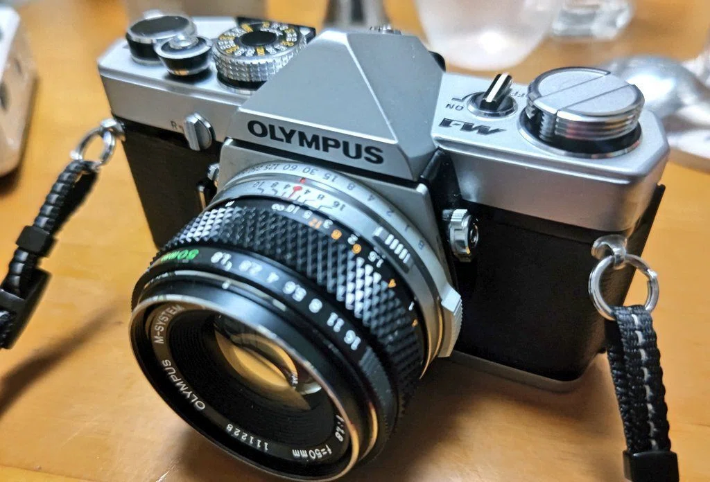 kazのこんなカメラ㉘番外 Olympus M-1｜kaz@Pinguist!