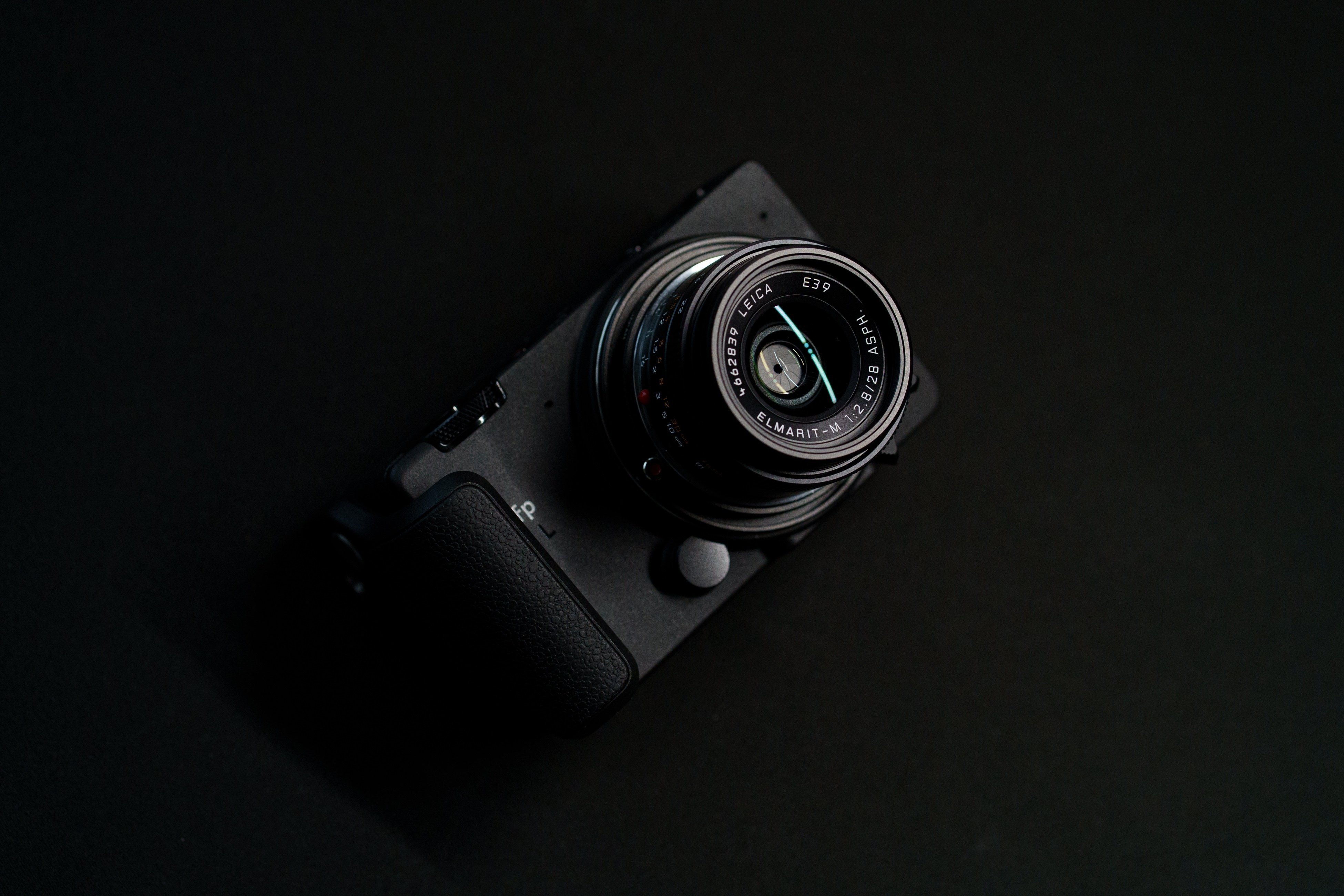 SIGMA fp LとLeica Elmarit-M f2.8/28mm ASPH.|なべし SIGMA fp LとLeica Elmarit-M f2.8/28mm ASPH.|なべし