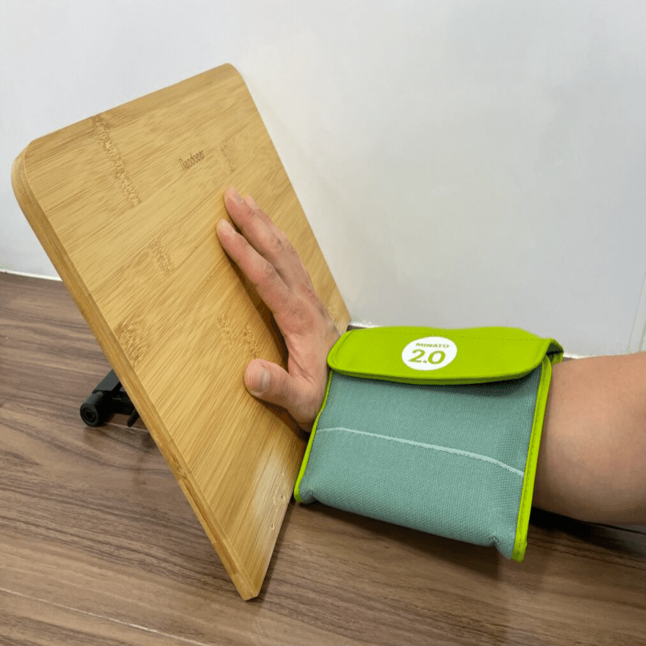 橈骨遠位端骨折の治療に効果あり】リストラウンダー・掌背屈板とは