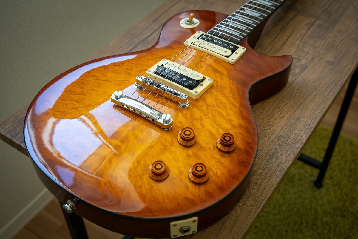 アレによく似たTokai Love Rock｜Croquetteギター機材研究 