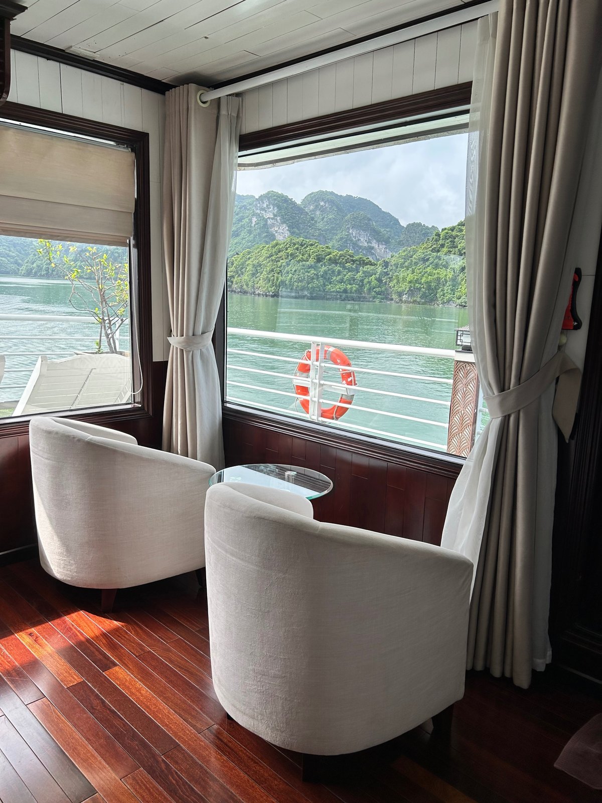 Halong Sapphire Cruise