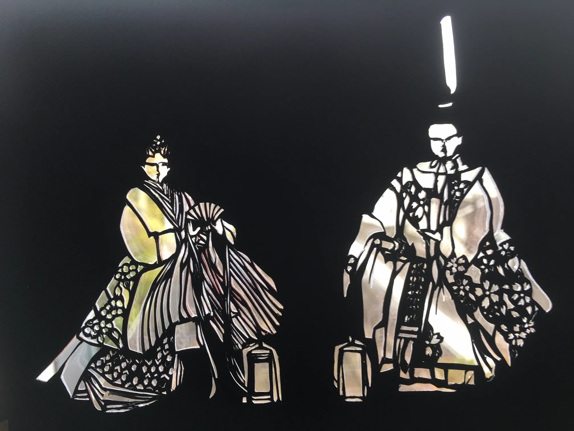 切り絵アート 雛人形②（立ち雛）途中｜Frau Schnitt