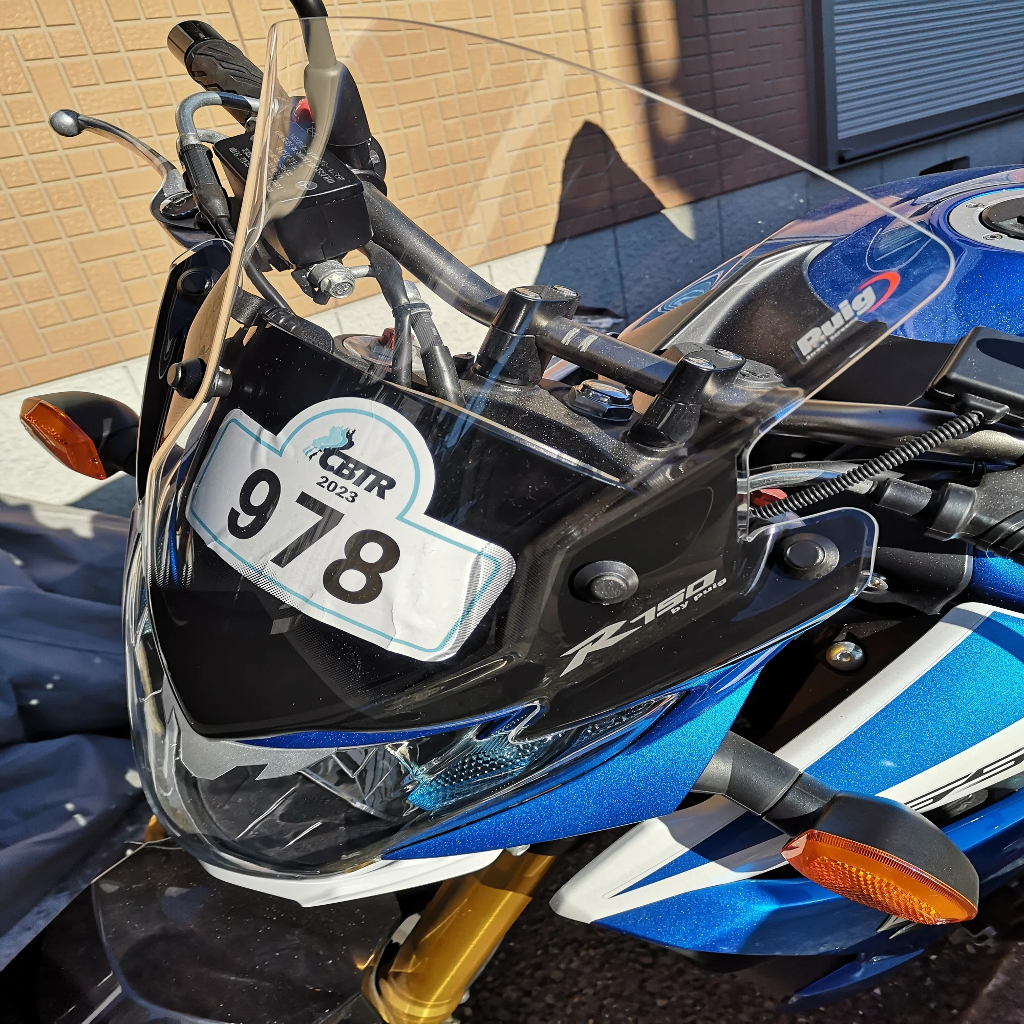 GSR750にPuigのスクリーンを装着して付け方を解説してみた【カスタム記 