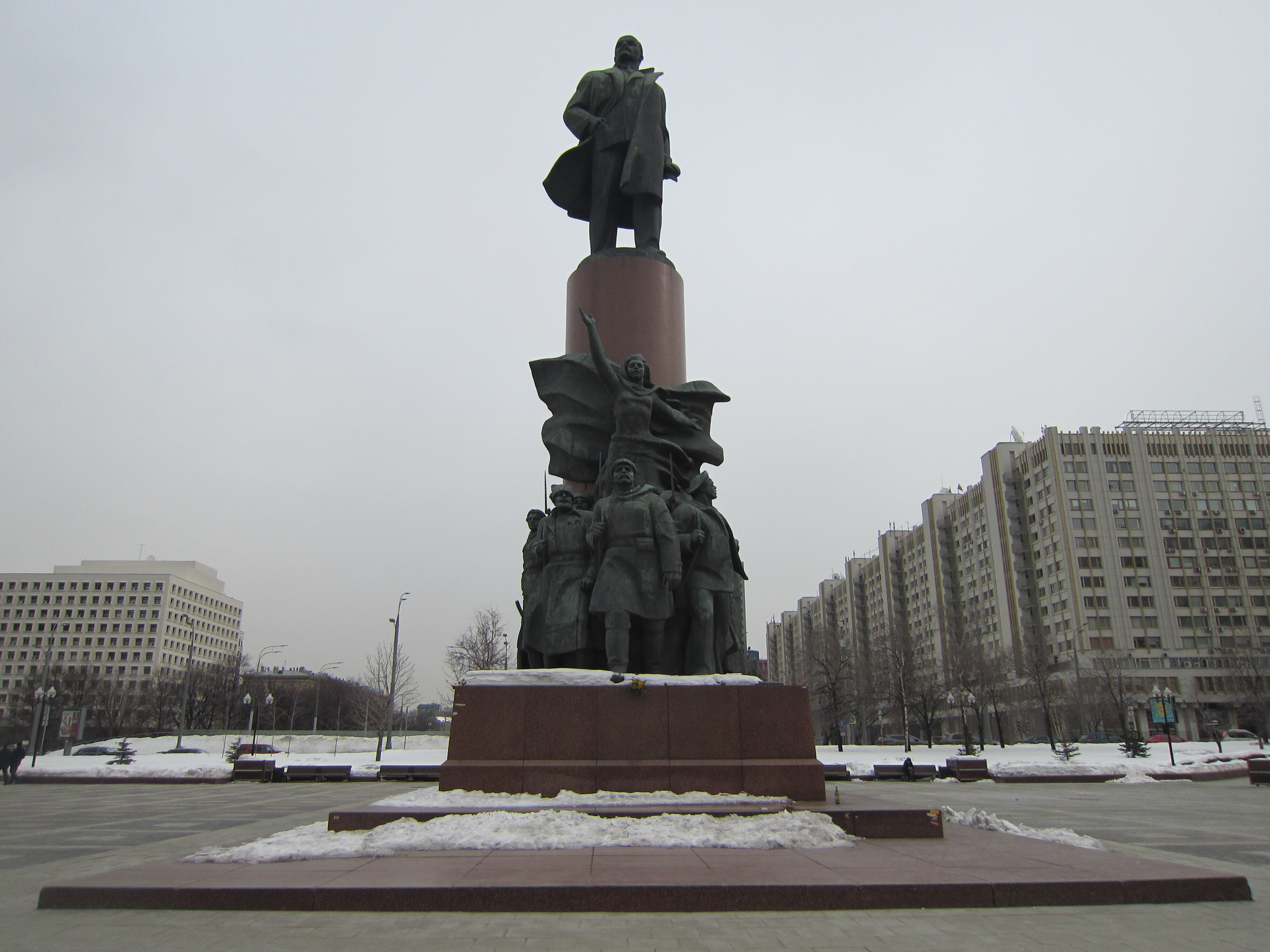 展覧会】レーニン没後100年｜チェブラーシカ