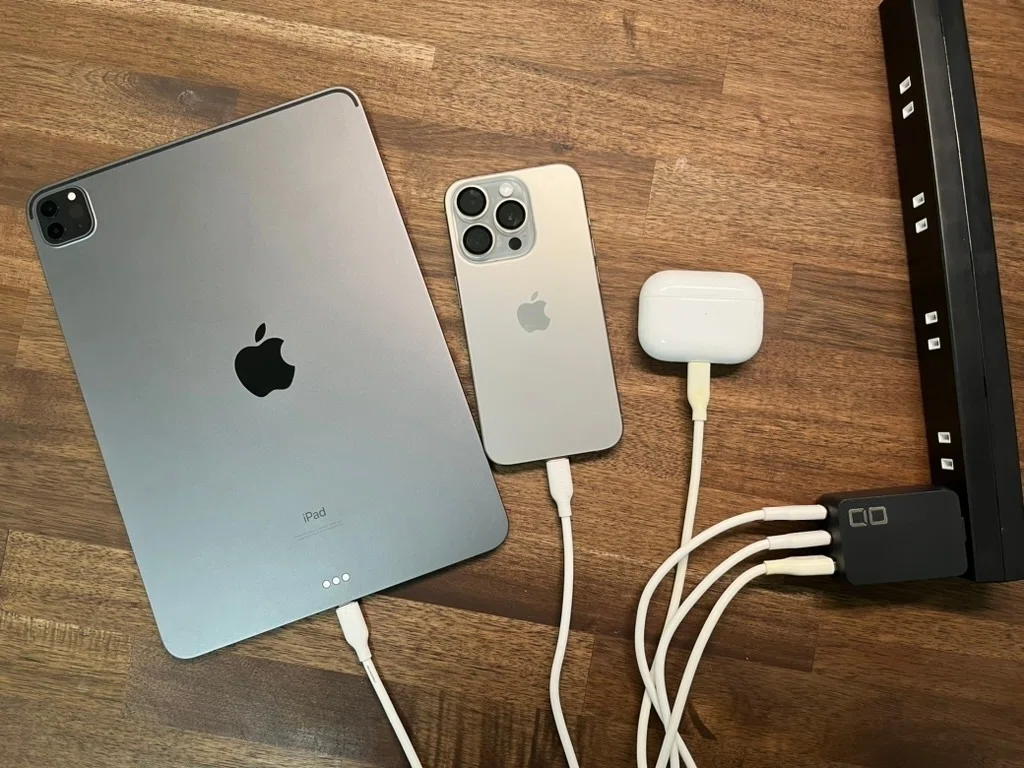 2024年最新版！iPhone 15ユーザー必見のおすすめUSB-C充電器｜みつ