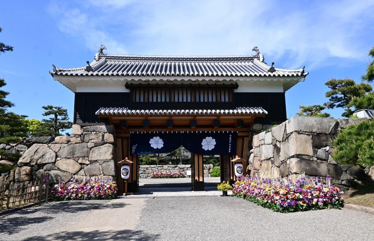 世界の文化史跡 史跡 高松城跡（玉藻公園） ～重文3棟工事中～｜sho@かまふち 管理人