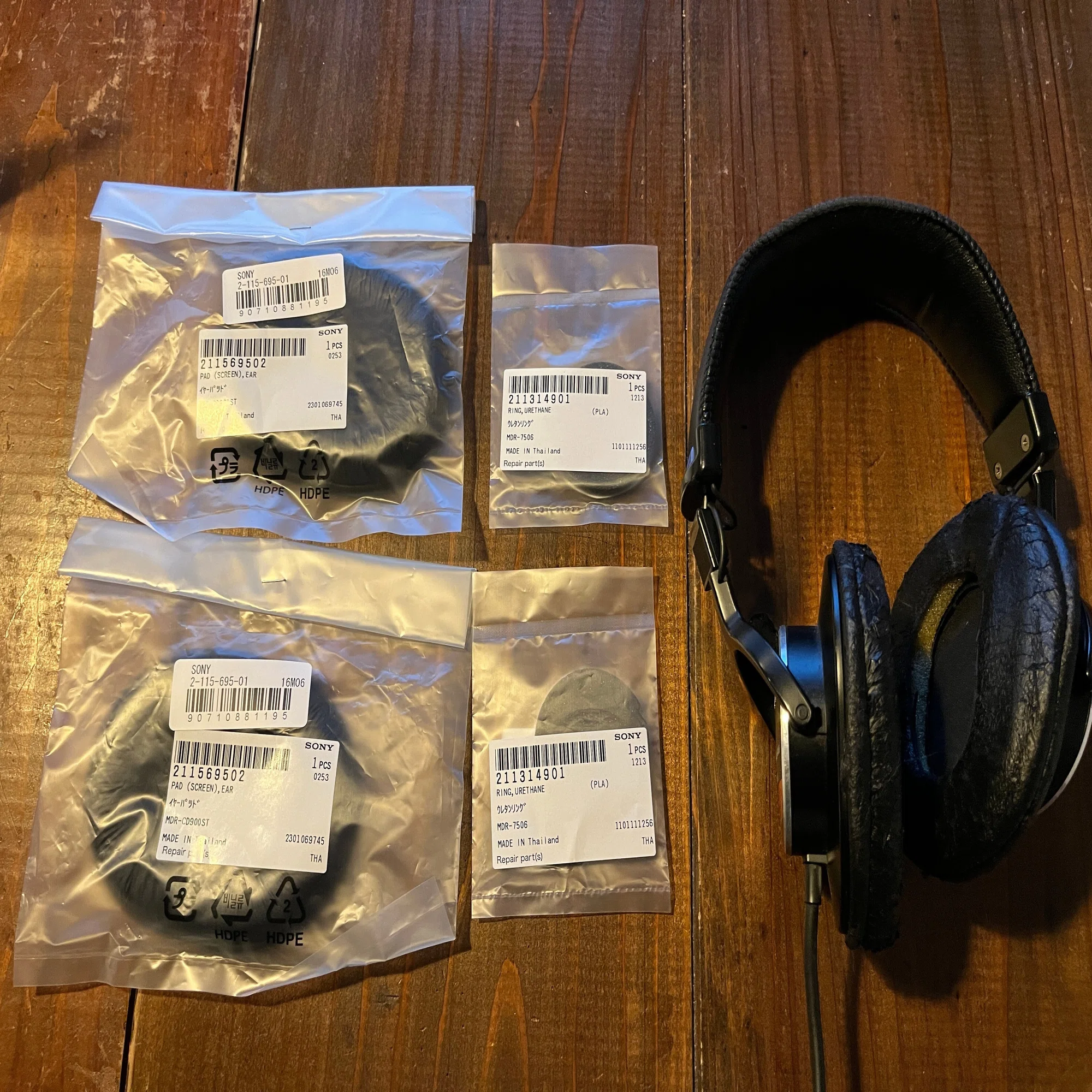 ヘッドホンのイヤーパッド交換-SONY MDR-CD900ST-｜NAKADA Shugo