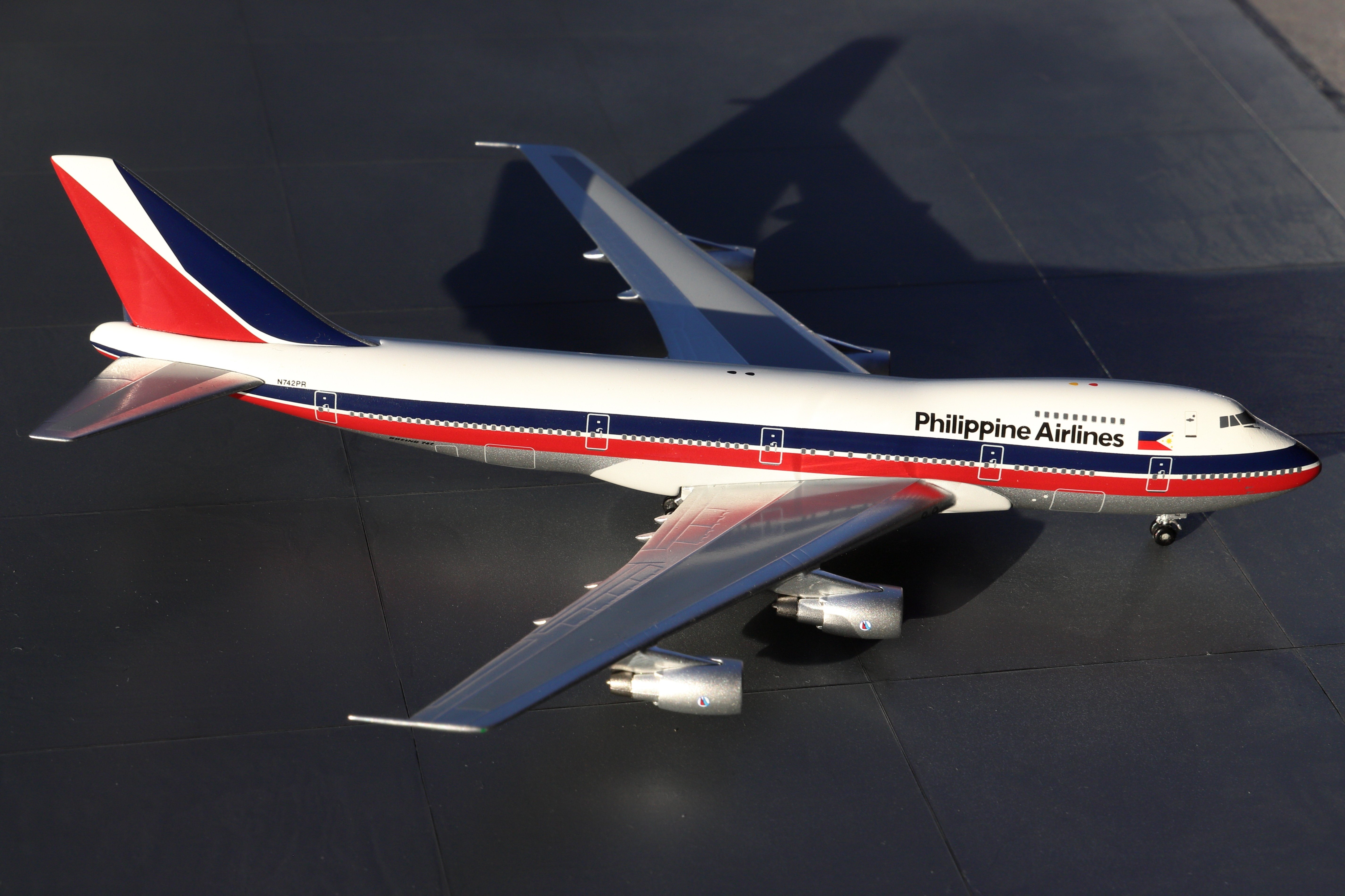 ビッグバード　1/400　BB50802　フィリピン　747-200 ビッグバード 1/400 BB50802 フィリピン 747-200 - メルカリ