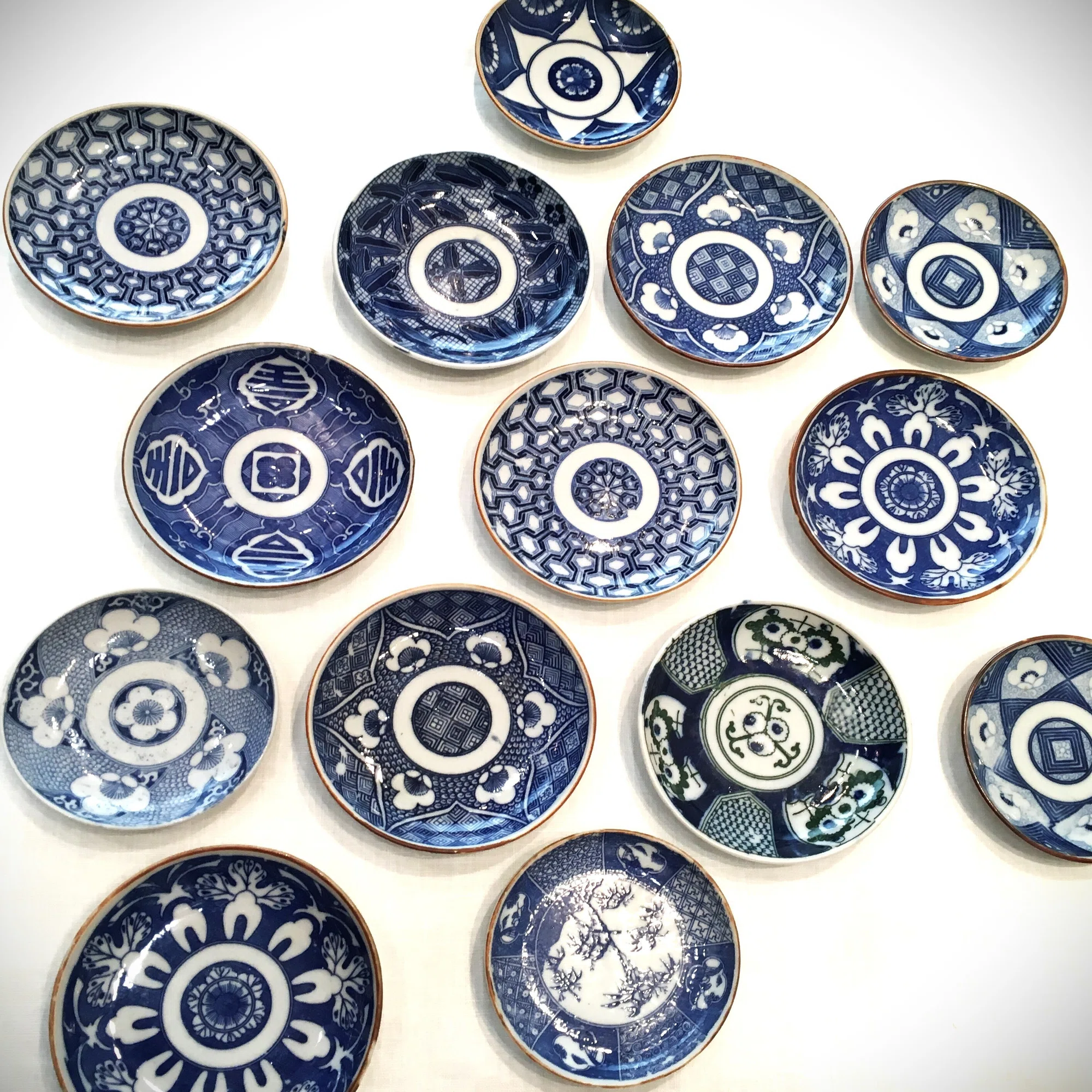 京都の古道具屋で金継ぎ用の器を探す｜有島ゆん