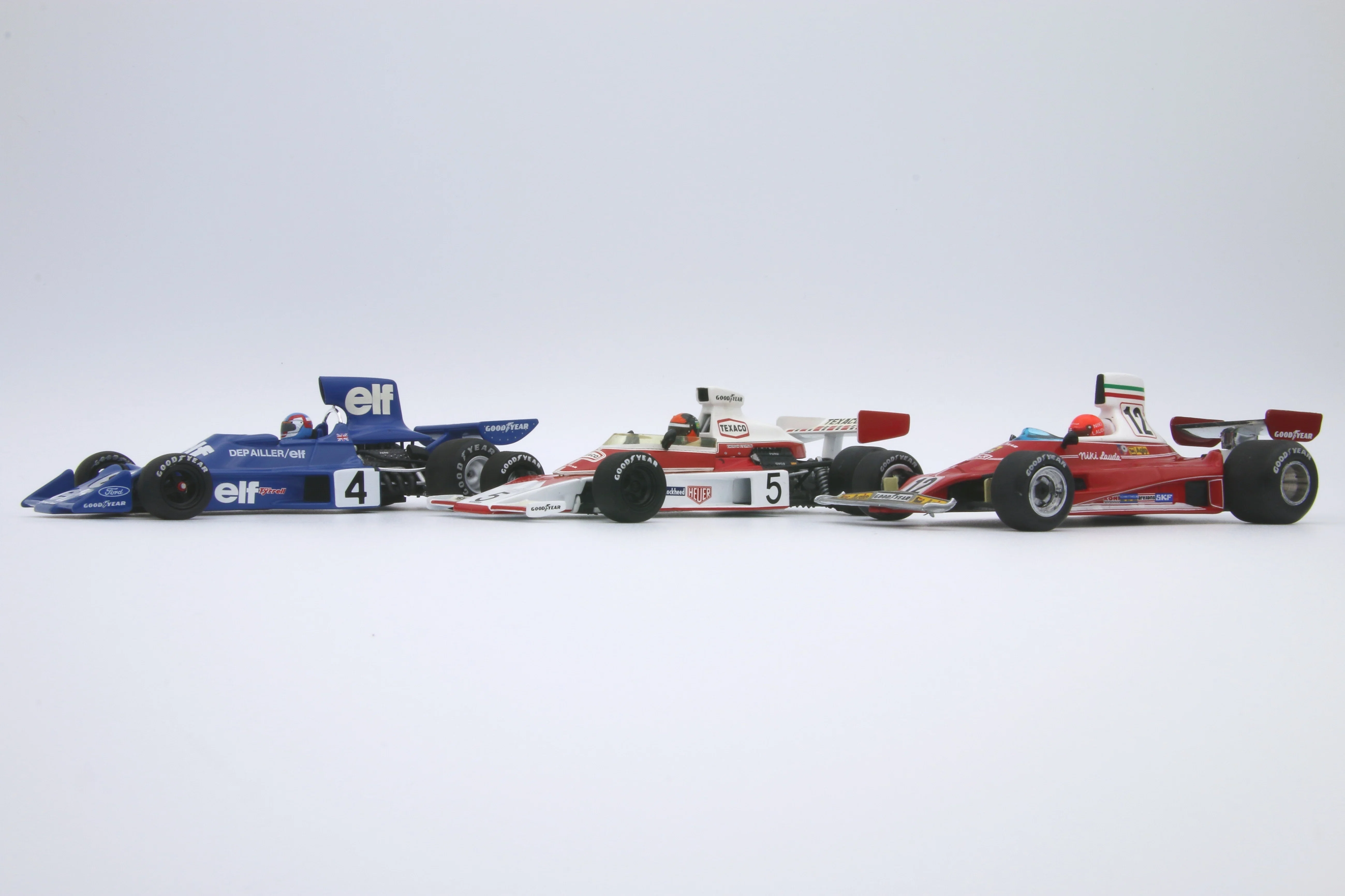 スケール1／43のミニカー写真集「スーパーカーブーム時代の
