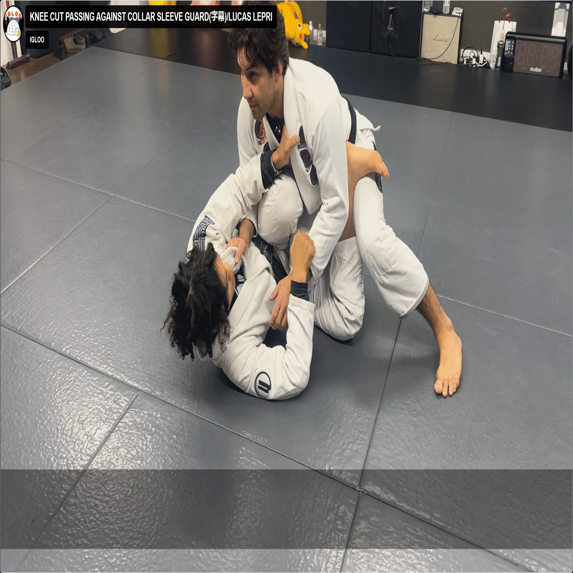ルーカス・レプリ KNEE CUT AGAINST COLLAR SLEEVE GUARDをアップしま
