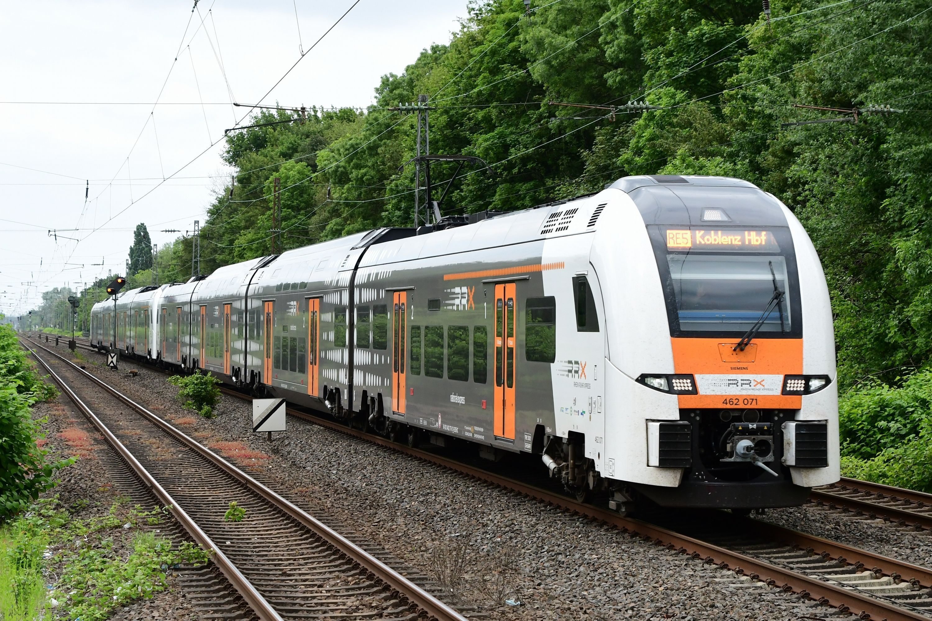 ドイツ鉄道 愛しの電車、愛しの街、愛しのビール【ドイツ鉄道旅行2023】｜Siegbergbahn