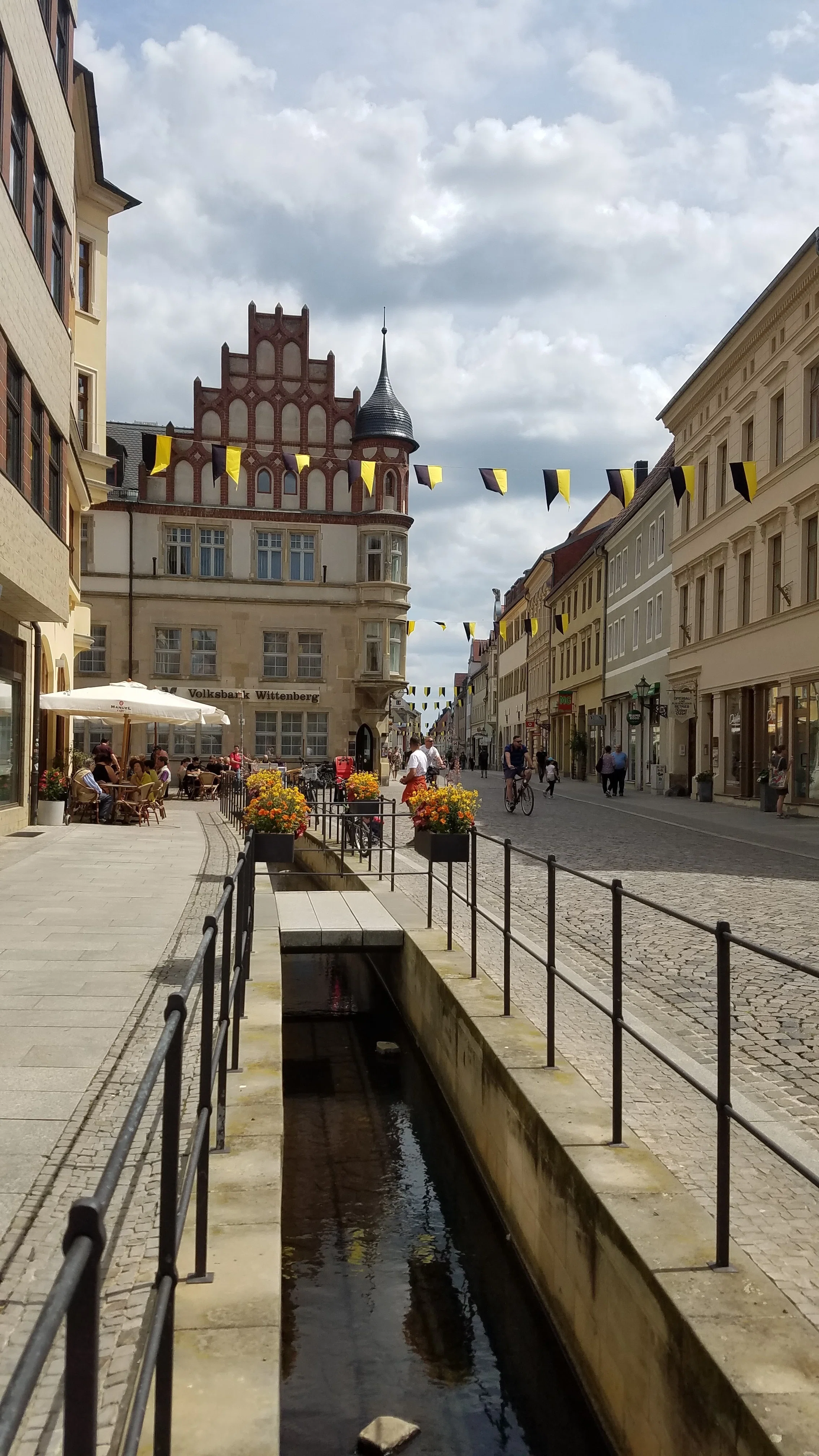 1706041902408-jiF7CzlnjI.jpg