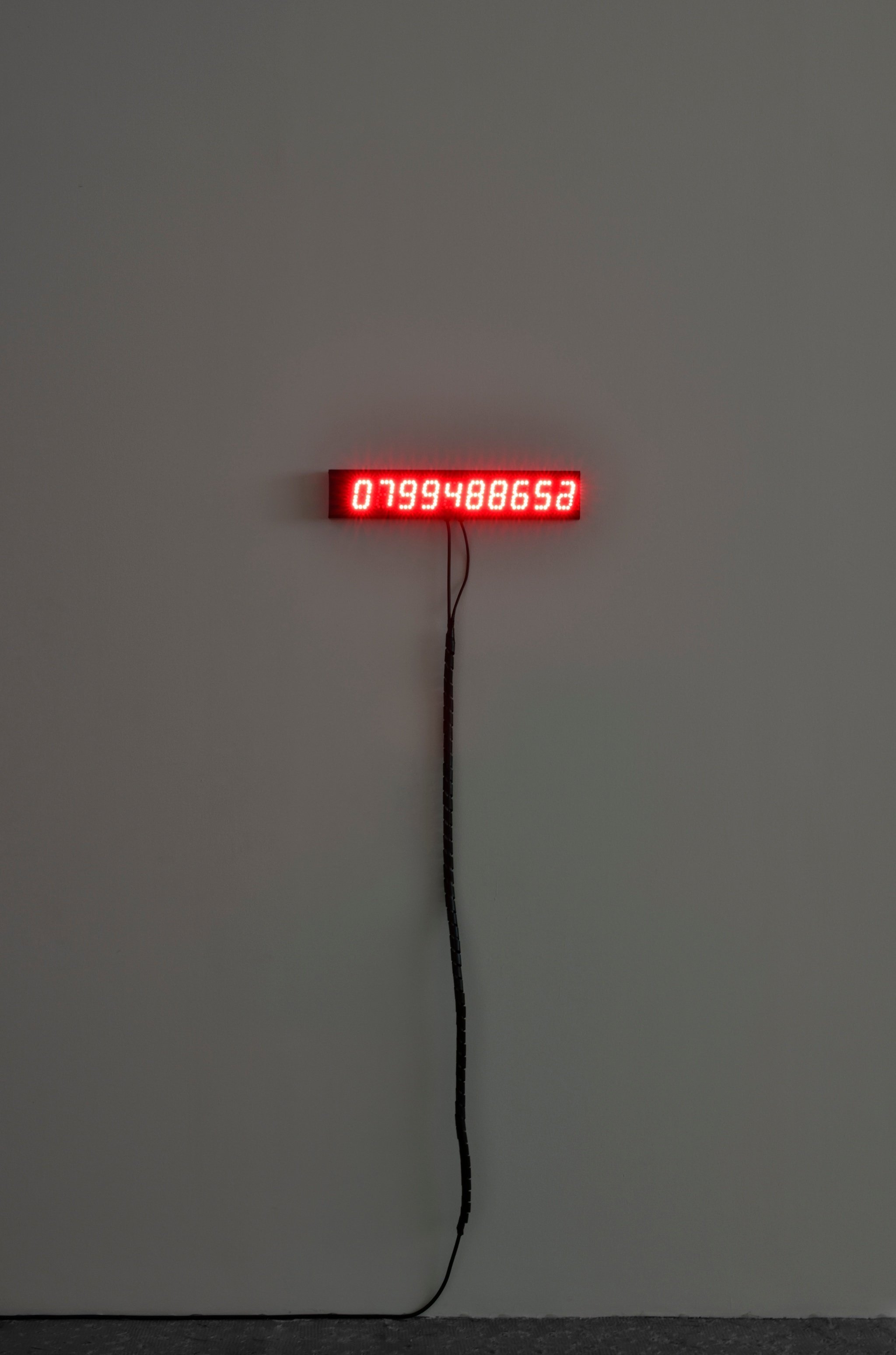 On Kawara Horizontality/Verticality 河原温 時間を描く： 河原温と同時代の象徴の領域についてーPainting