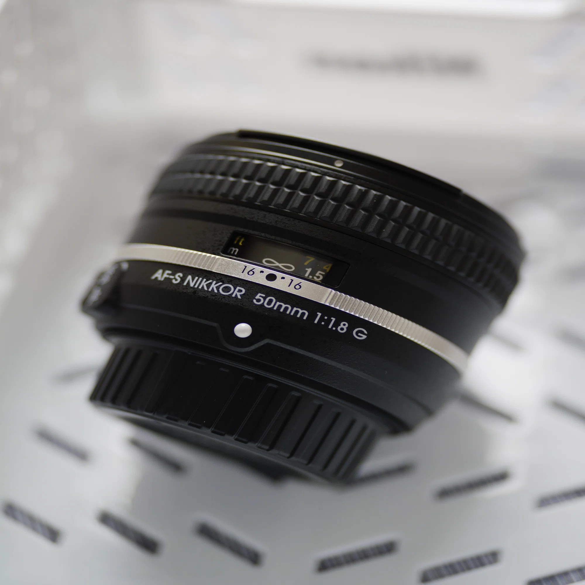AF-S NIKKOR 50mm f/1.8G Special Editionが安かったので、つい買っ 