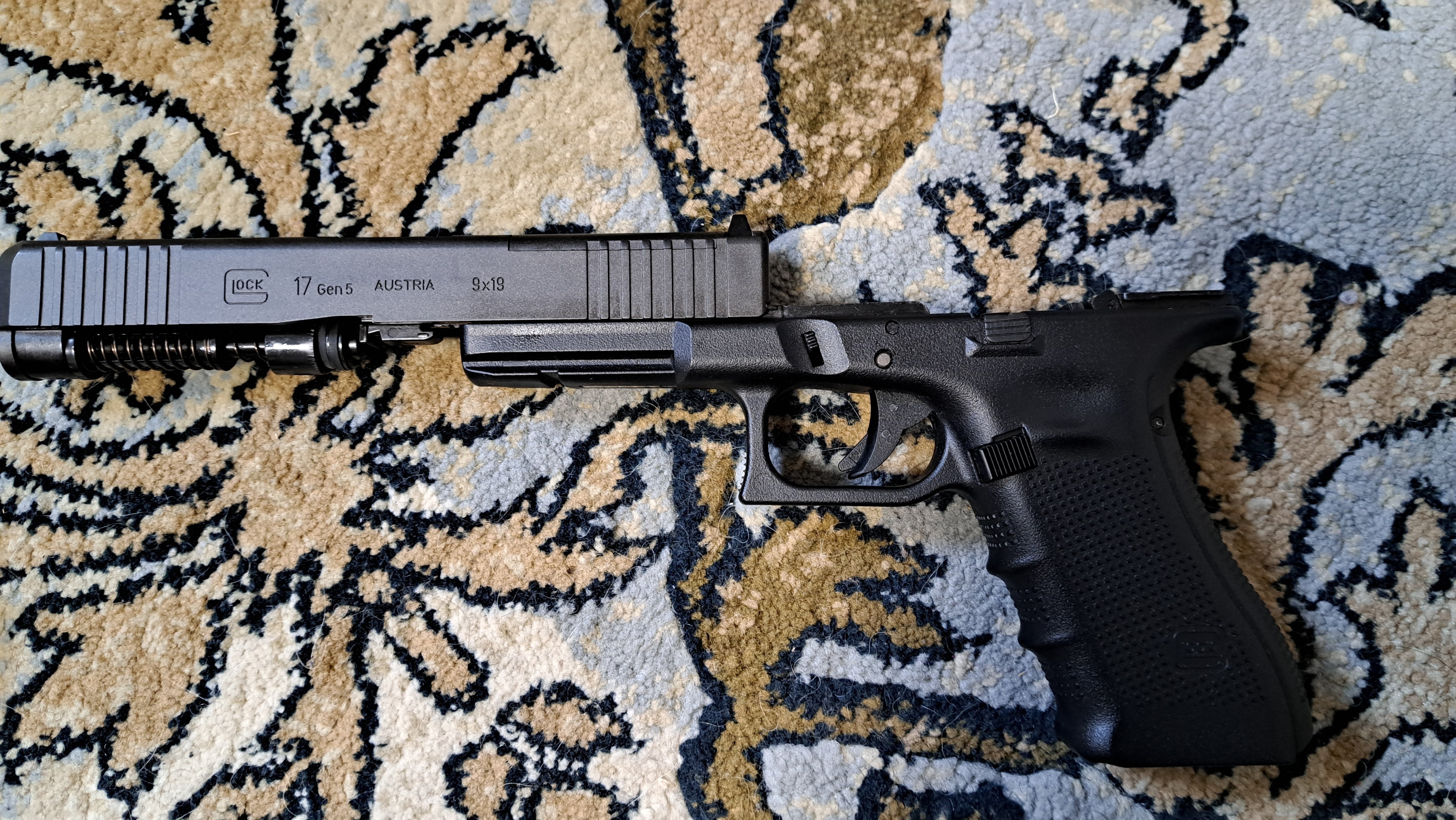 [新品]東京マルイglock17 gen5 品切れ・入荷日未定】東京マルイ G17 Gen5 MOS対応 ナイトハイ