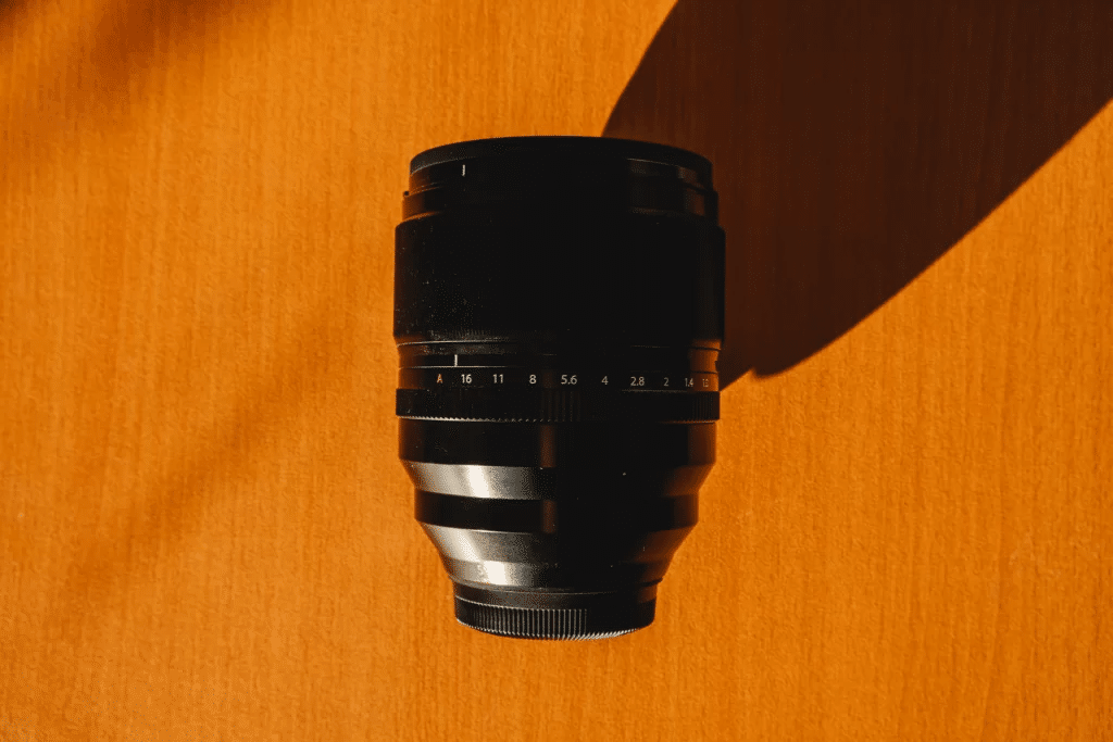 レンズ(単焦点) fujifilm XF50mm F1.0 R WR 中望遠単焦点レンズ『XF50mmF1.0 R WR』とは？なめらかで美しい