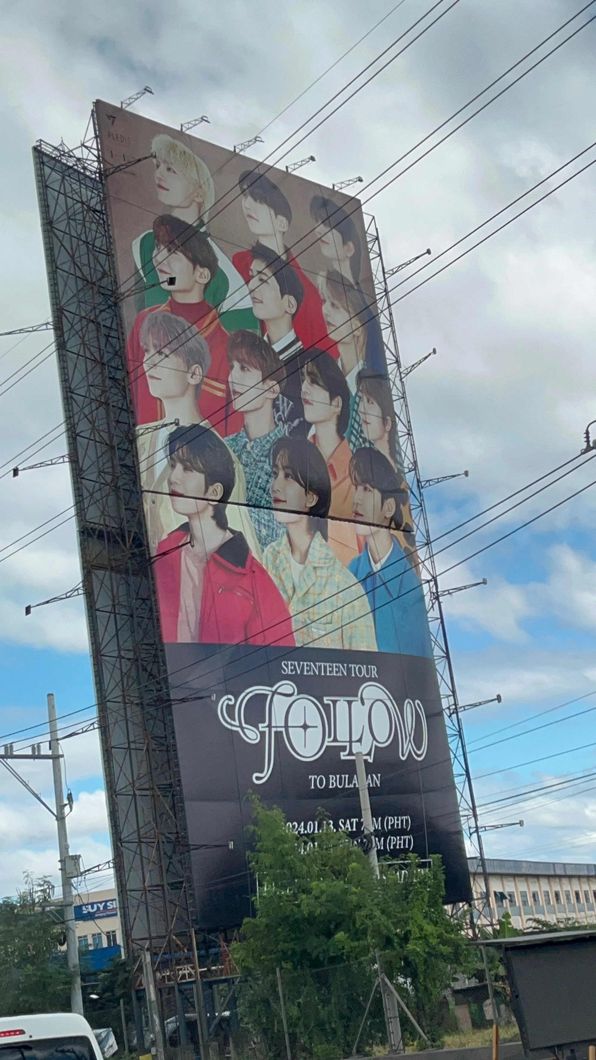 FOLLOOW to Bulacan】1日目：現地の様子【SEVENTEEN】｜とらむ