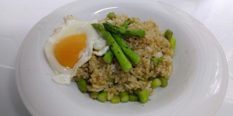 アスパラガスチャーハン