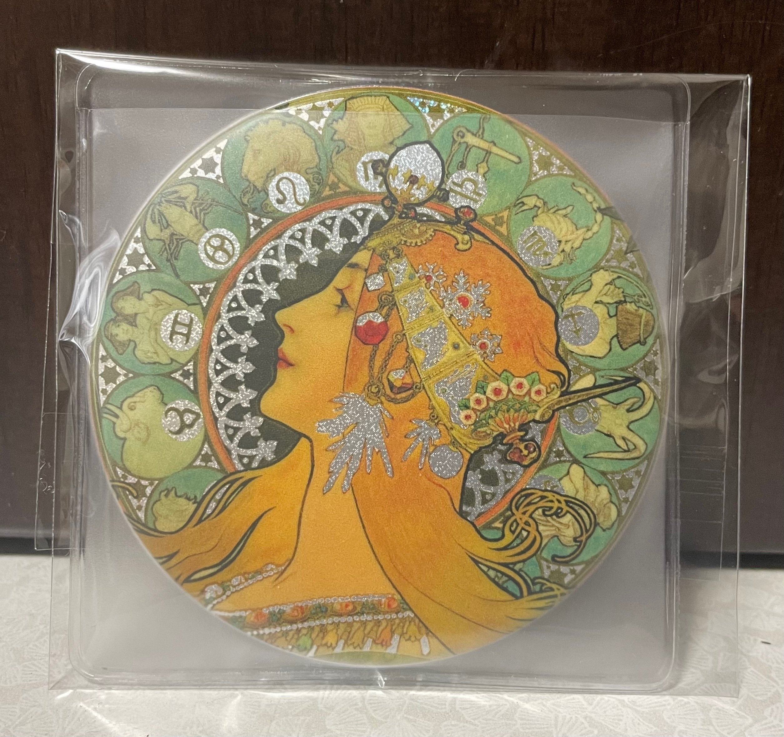 ミュシャを訪ねて「アール・ヌーヴォーの女神たち」｜八木玲穏