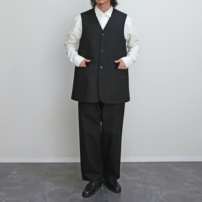 デイリーにオールシーズン使えるベスト【REVERBERATE リバーバレイト  