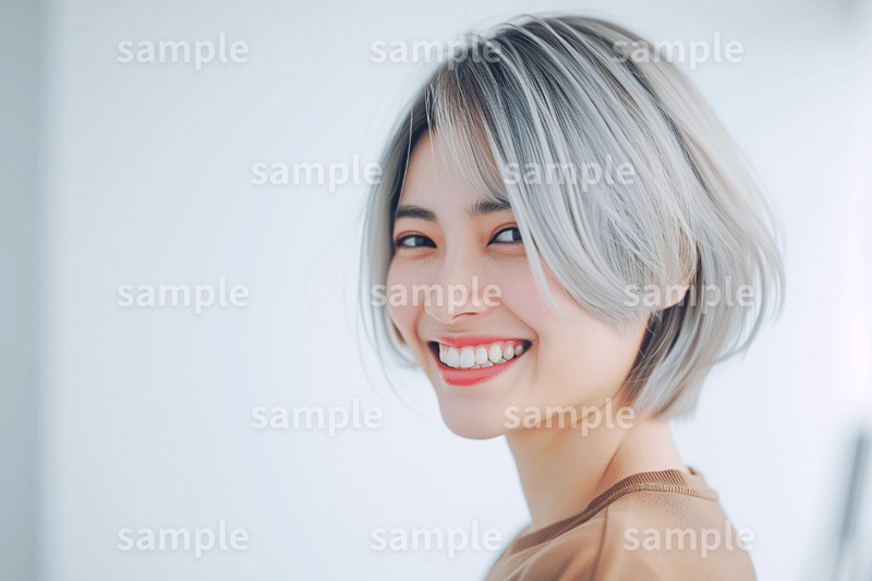 「銀髪ボブの女性」フリー素材3枚セット｜美容室・女性カットモデル・ヘアスタイル・ヘアカラーのイメージ画像に｜FREE
