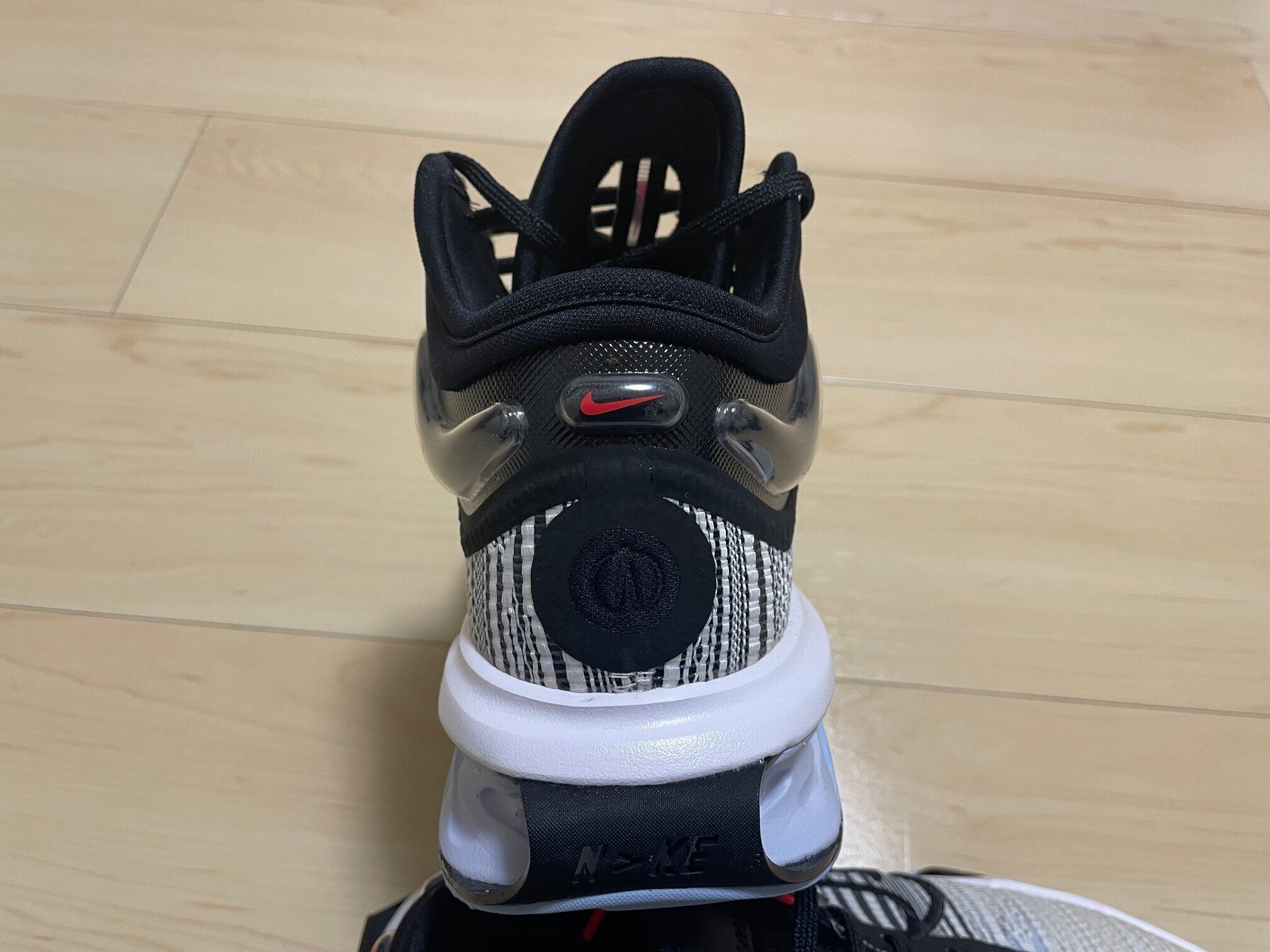 Nike GT jump 2 “first color” 27.5 当日配送可能 Nike Zoom GT Jump EP Grey Multi-Color | SneakerNews.com