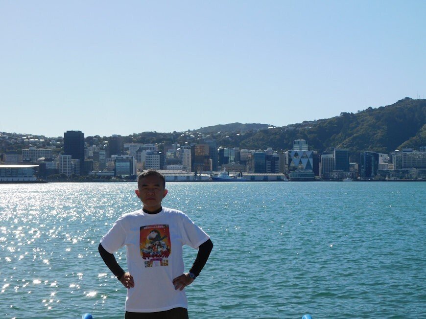 0077 ピーター・ジャクソン監督『ミート・ザ・フィーブル 怒りの