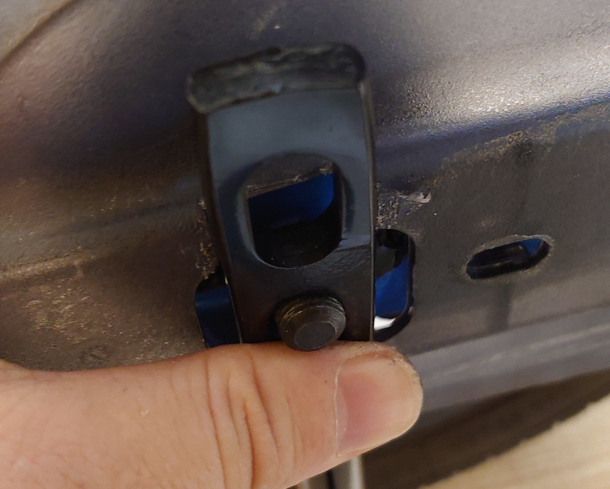 ストライダー14xに補助輪の取り付け方｜mc_kurita