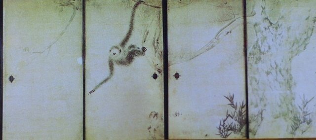 鍔「猿池捕月図」