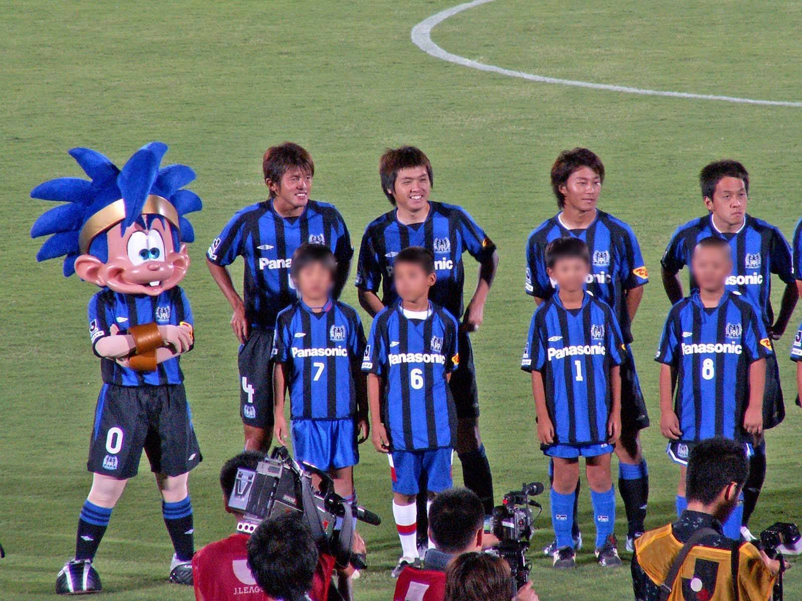写真でふりかえる遠藤保仁選手 Vol.1（2002〜2005）｜ナ