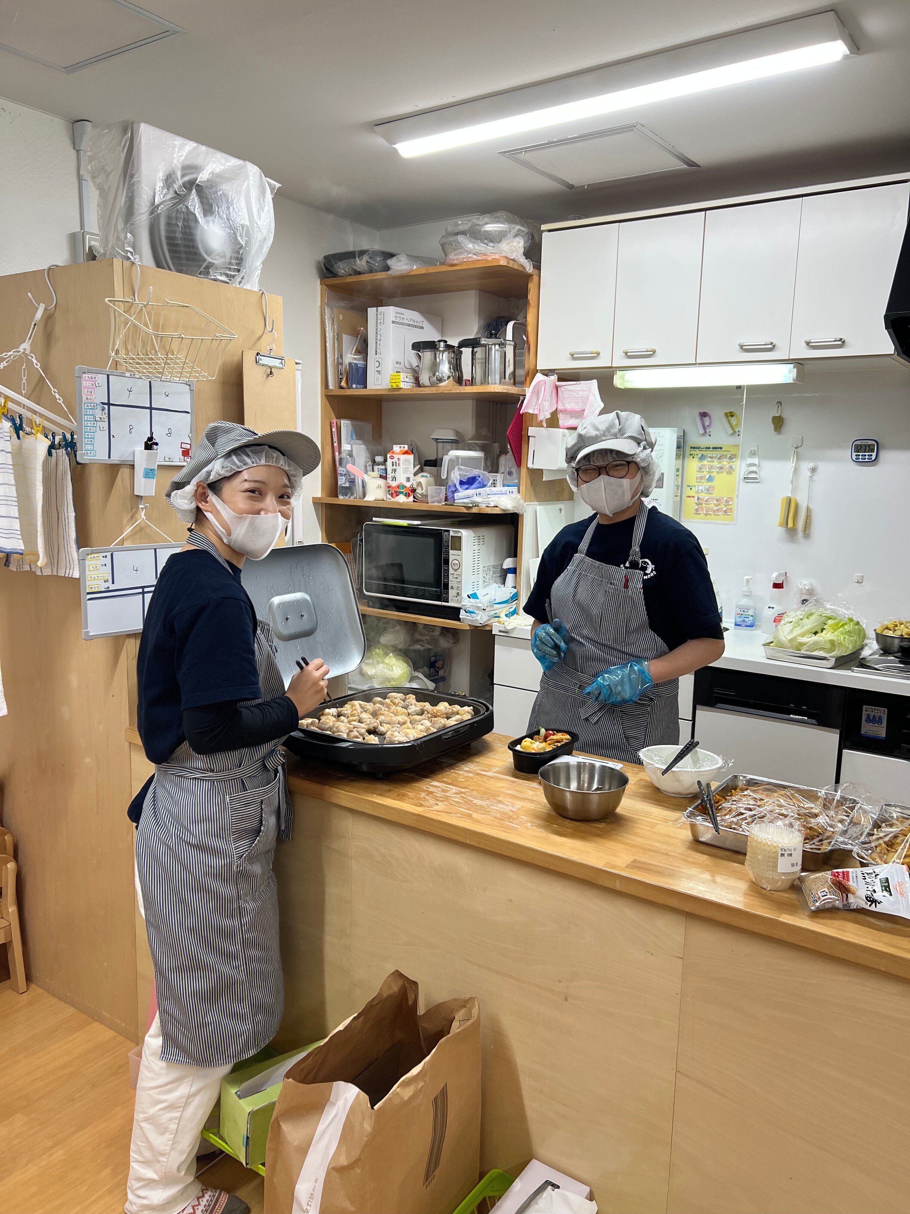 つながり」をテーマに広げる、お弁当販売×フードパントリー──写真で