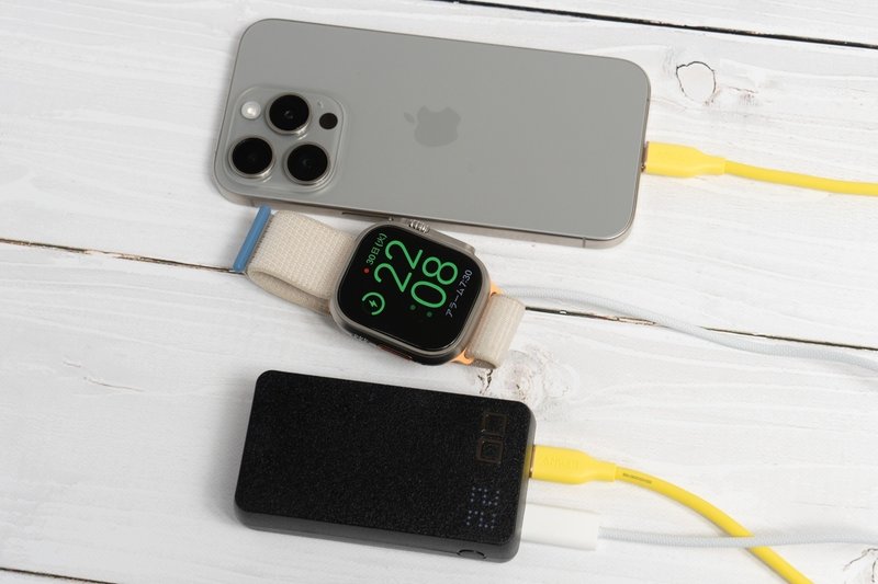 CIO SMARTCOBY DUOでiPhone 15 ProとApple Watch Ultraを同時充電