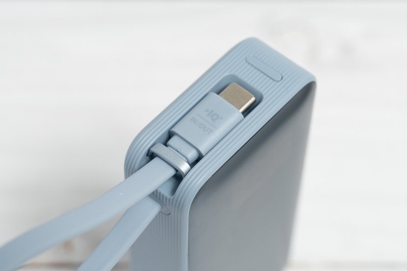 Anker Nano Power Bank (30W, Built-In USB-C Cable)のビルトインUSB-Cケーブル