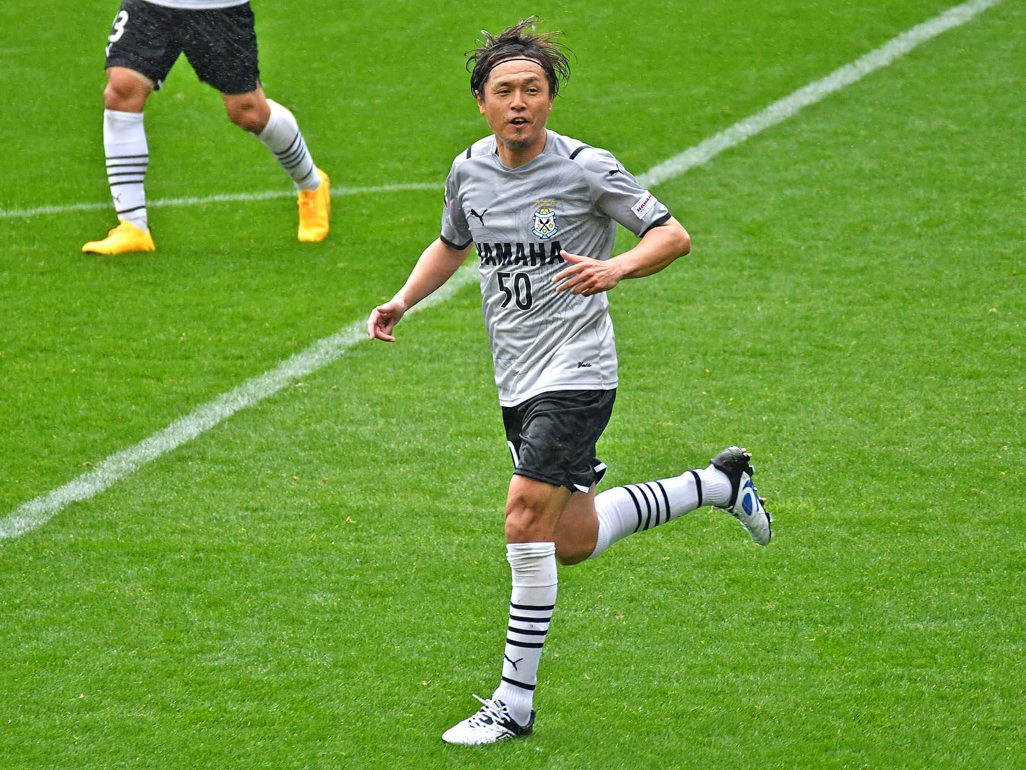 写真でふりかえる遠藤保仁選手 Vol.7(2021〜2023)|ナ 写真でふりかえる遠藤保仁選手 Vol.7(2021〜2023)|ナ
