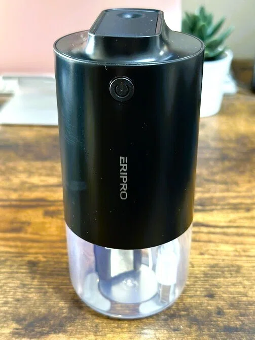 小型軽量、USB充電式のコードレス加湿器「ポータブル超音波式加湿器
