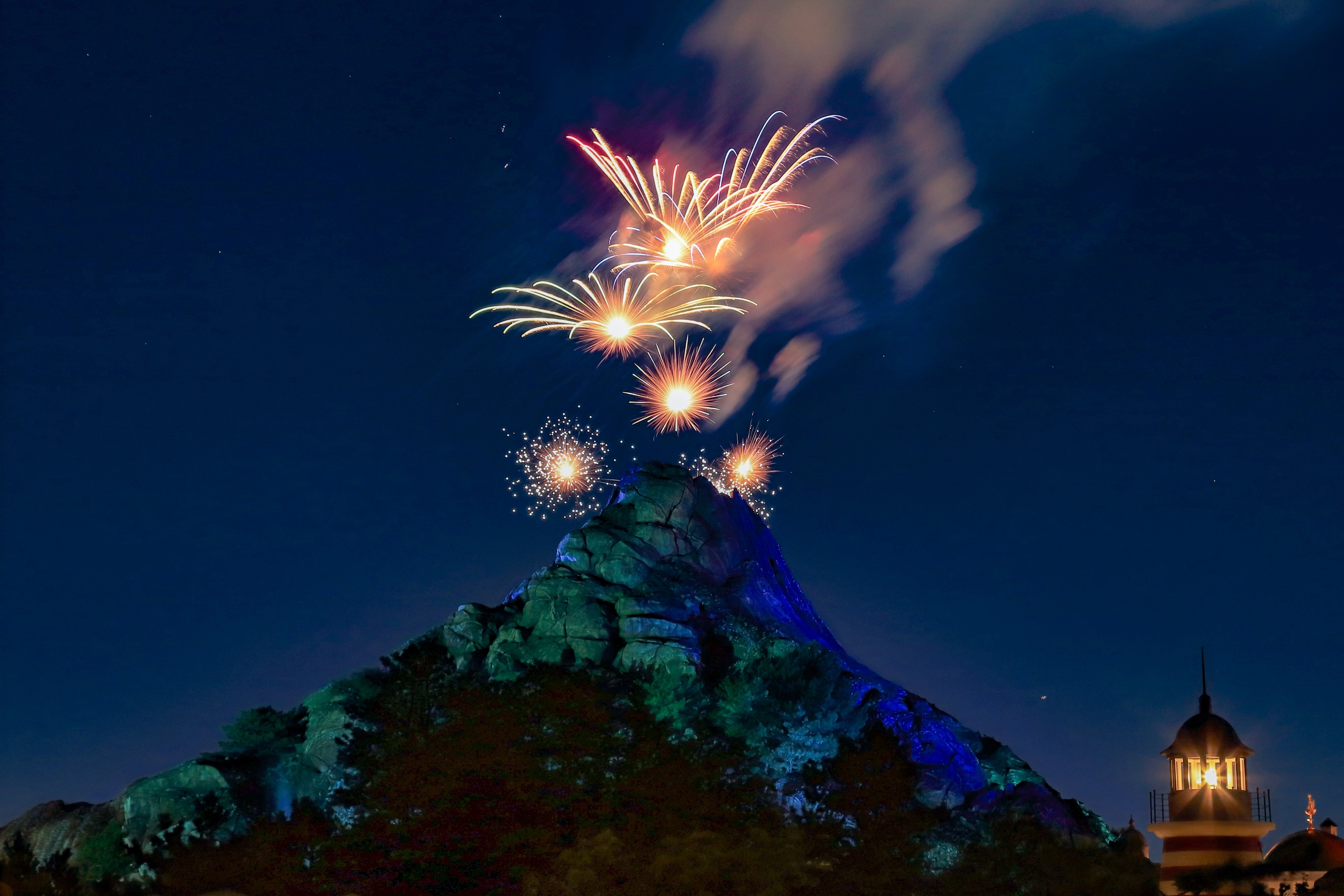 ディズニーランド花火をパーク外で撮影するには｜Toru Shiratori