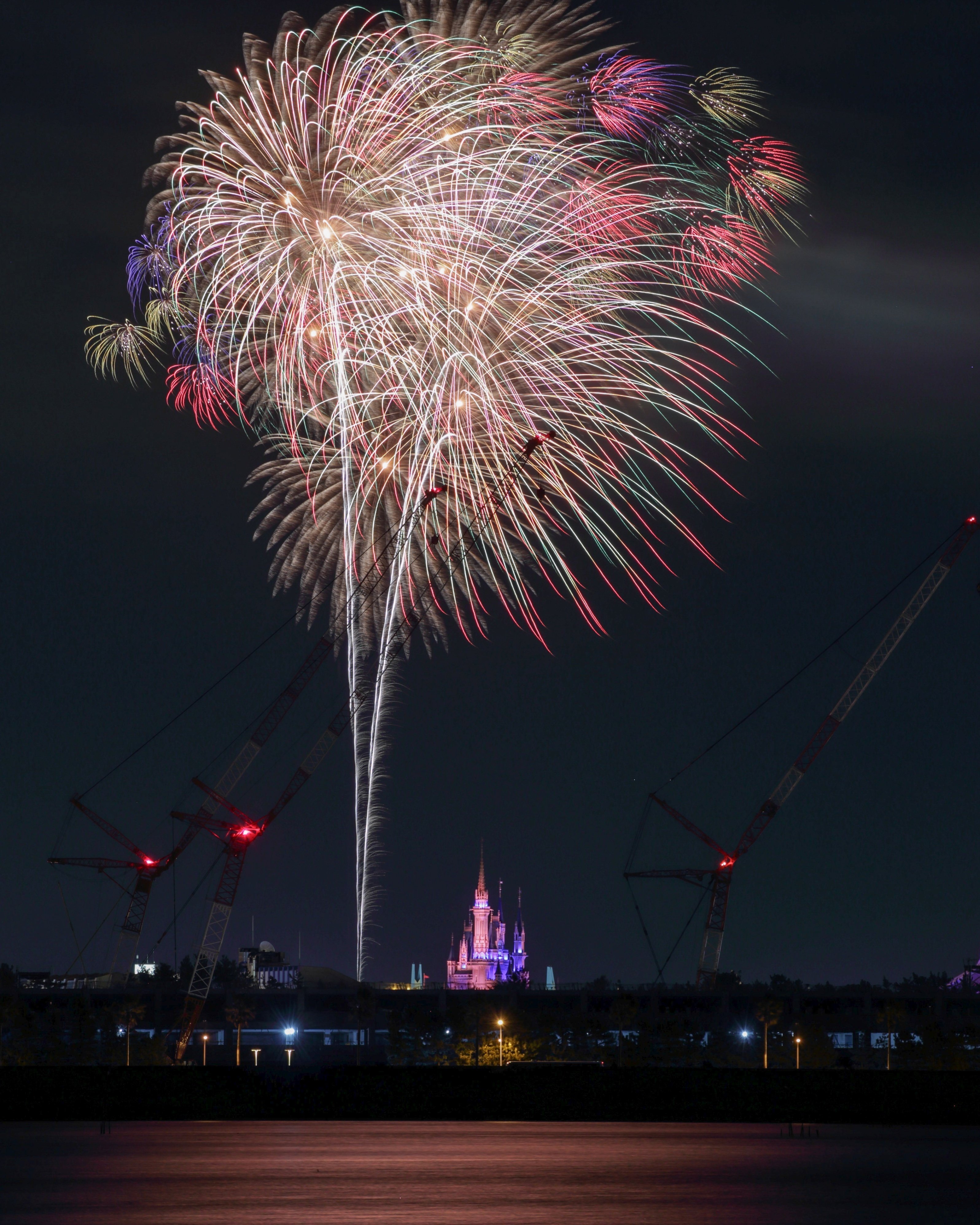 ディズニーランド花火をパーク外で撮影するには｜Toru Shiratori