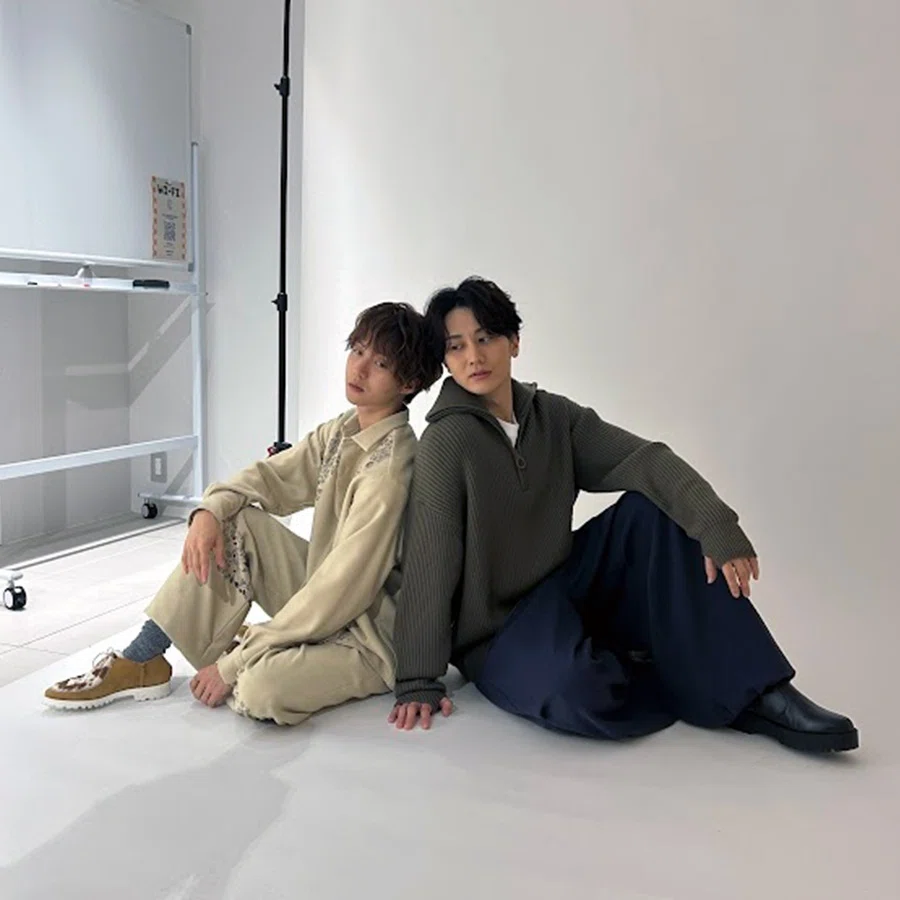 HUNTER×HUNTER』THE STAGE 2」小越勇輝＆太田基裕が表紙に登場！ 『off