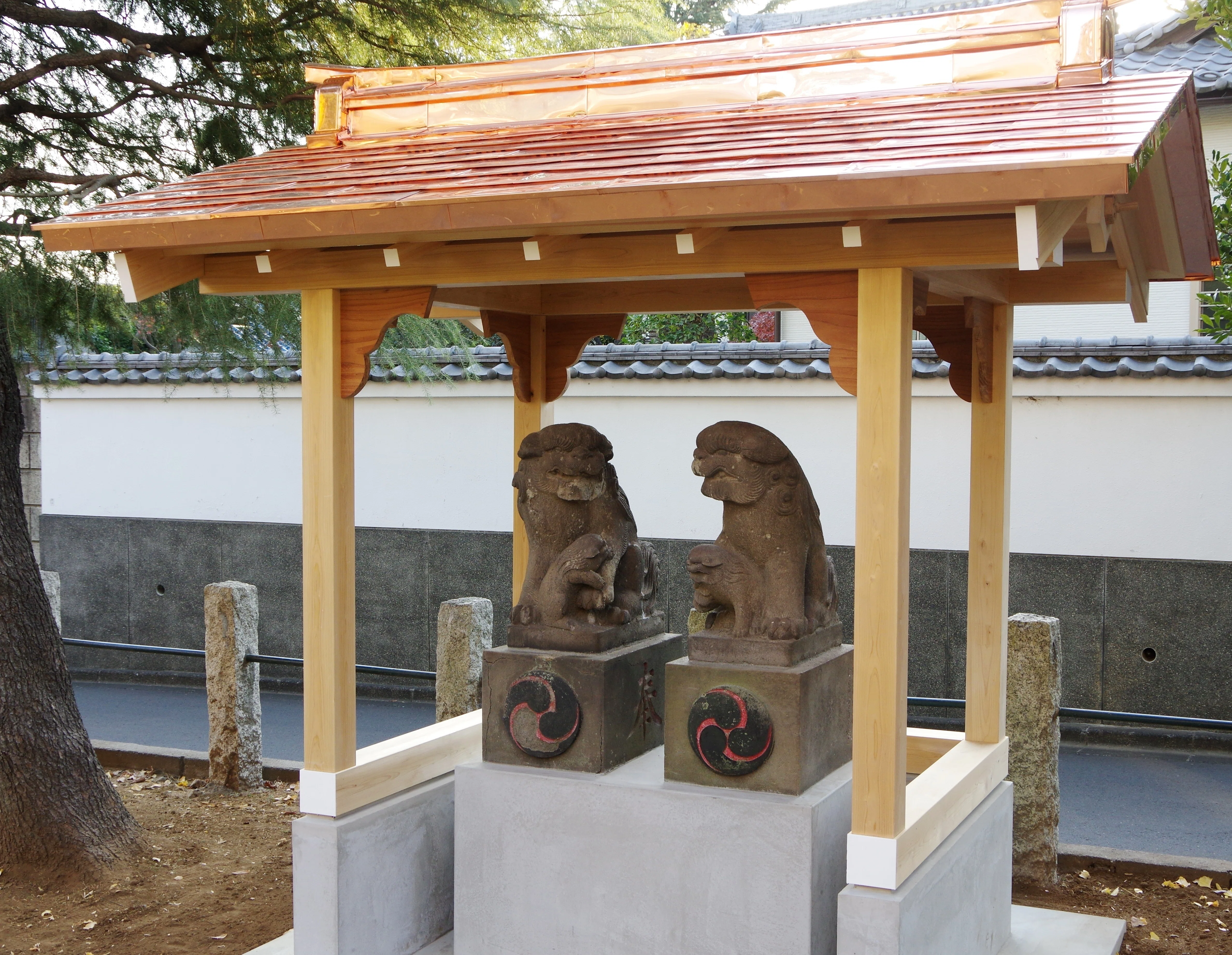 発見◇池上】111年目の一家団欒～堤方神社狛犬物語～｜いけまち探検隊