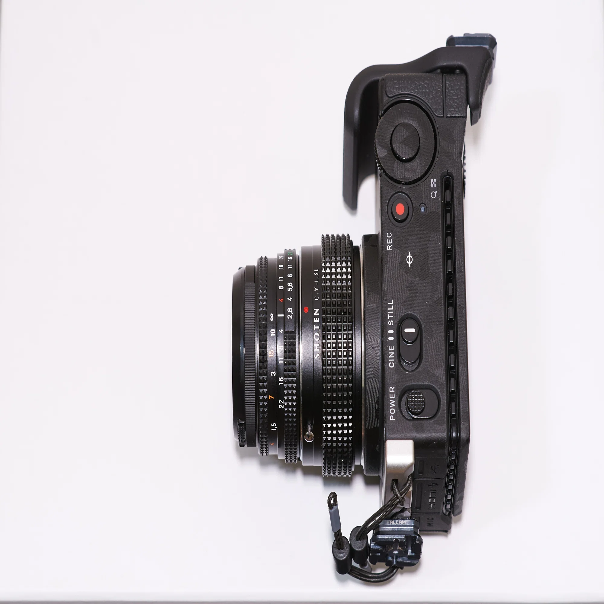 出張中、レンズをポチる | SIGMA fp L｜hori2ont