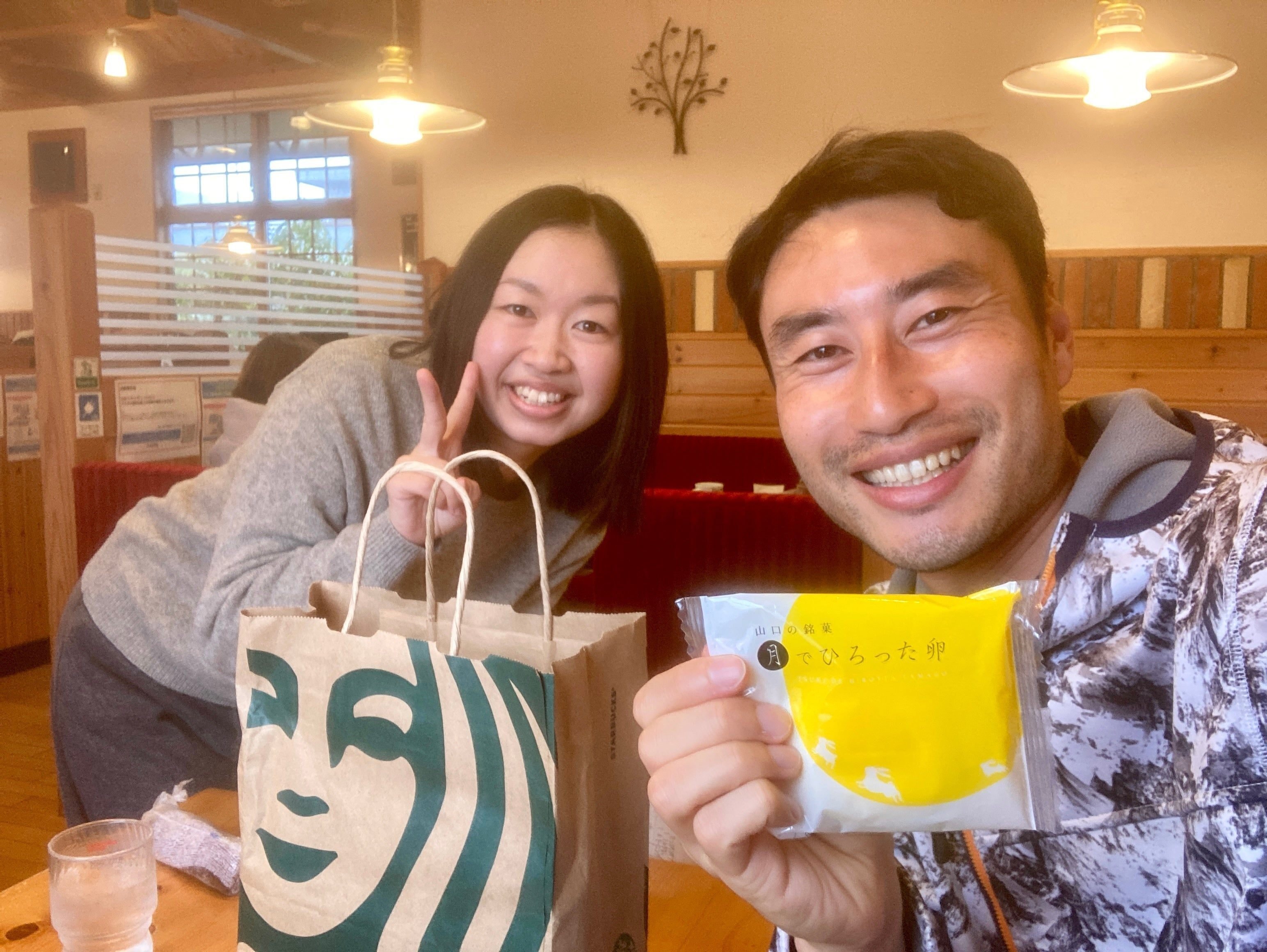 私のお友達の旅行先のコメダの紙袋