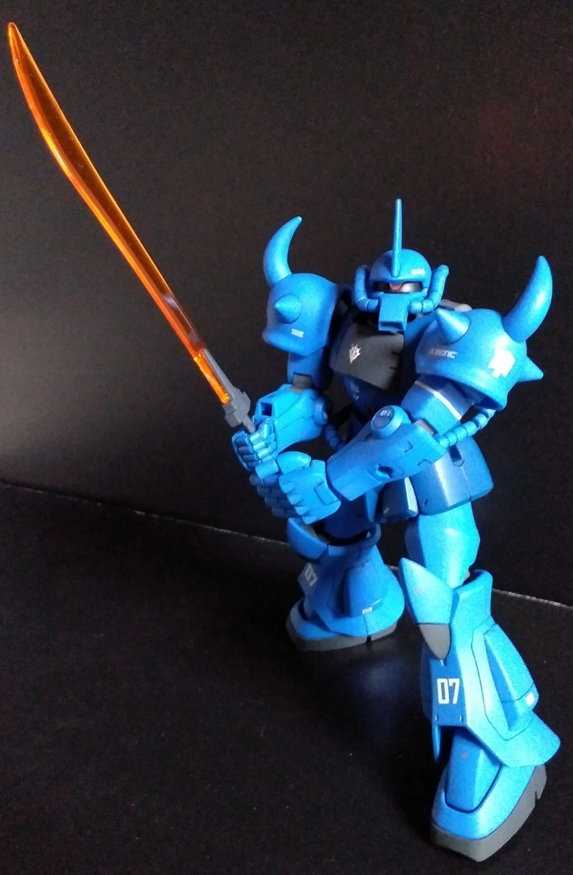 初心者のための機動戦士ガンダム兵器解説『MS-07B グフ』｜なかむらひろし