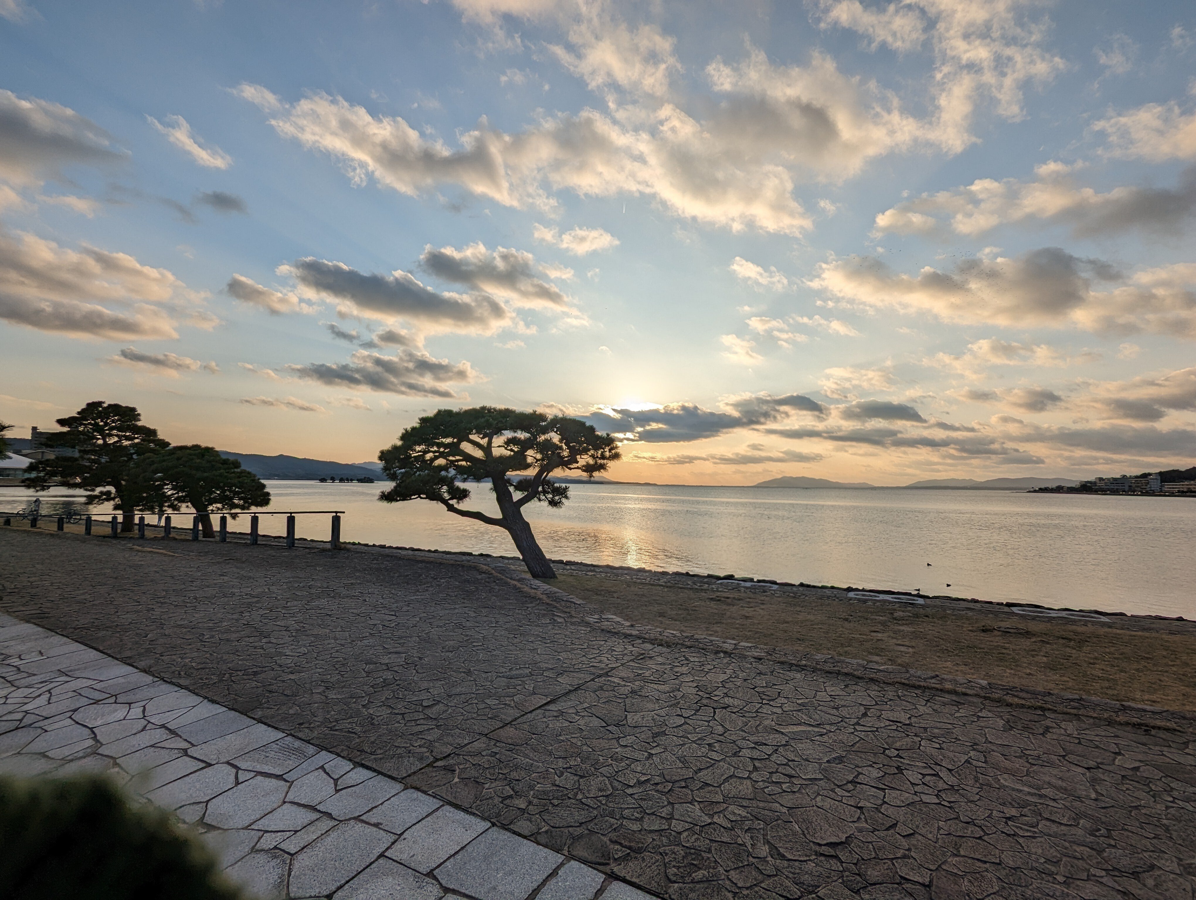湖の夕方　肉筆 湖の夕方 肉筆 （観光スポット情報 | 渥美半島ぶろぐ | 渥美半島