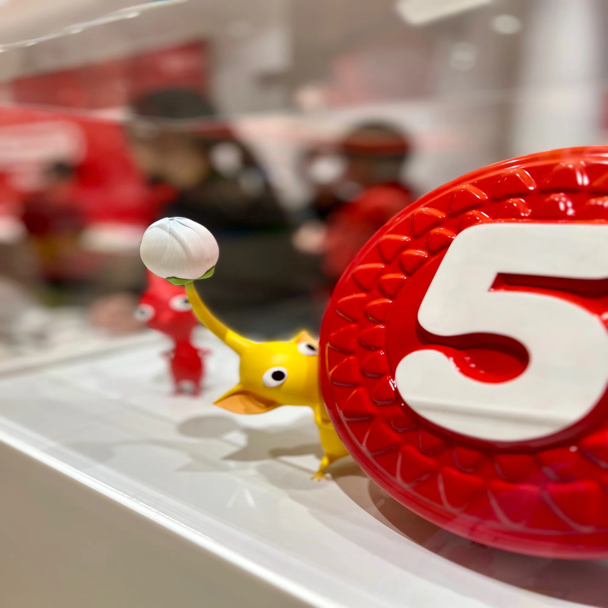 スタチュー Nintendo」シリーズに「ピクミン」が仲間入り！初代から 