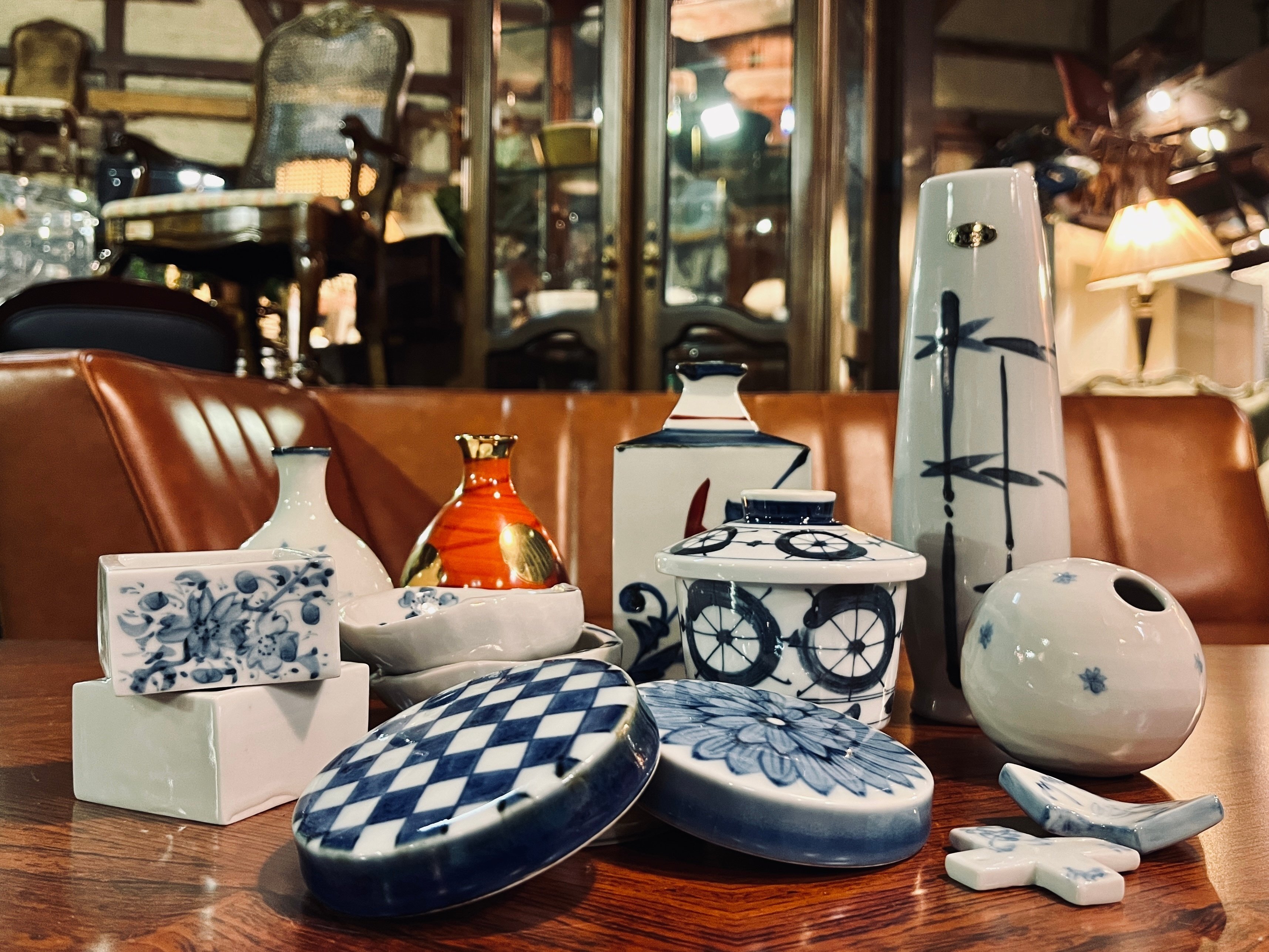 新作ウエア とべ、トベ、砥部。愛媛県産・砥部焼がたくさん入ったよ 工芸品