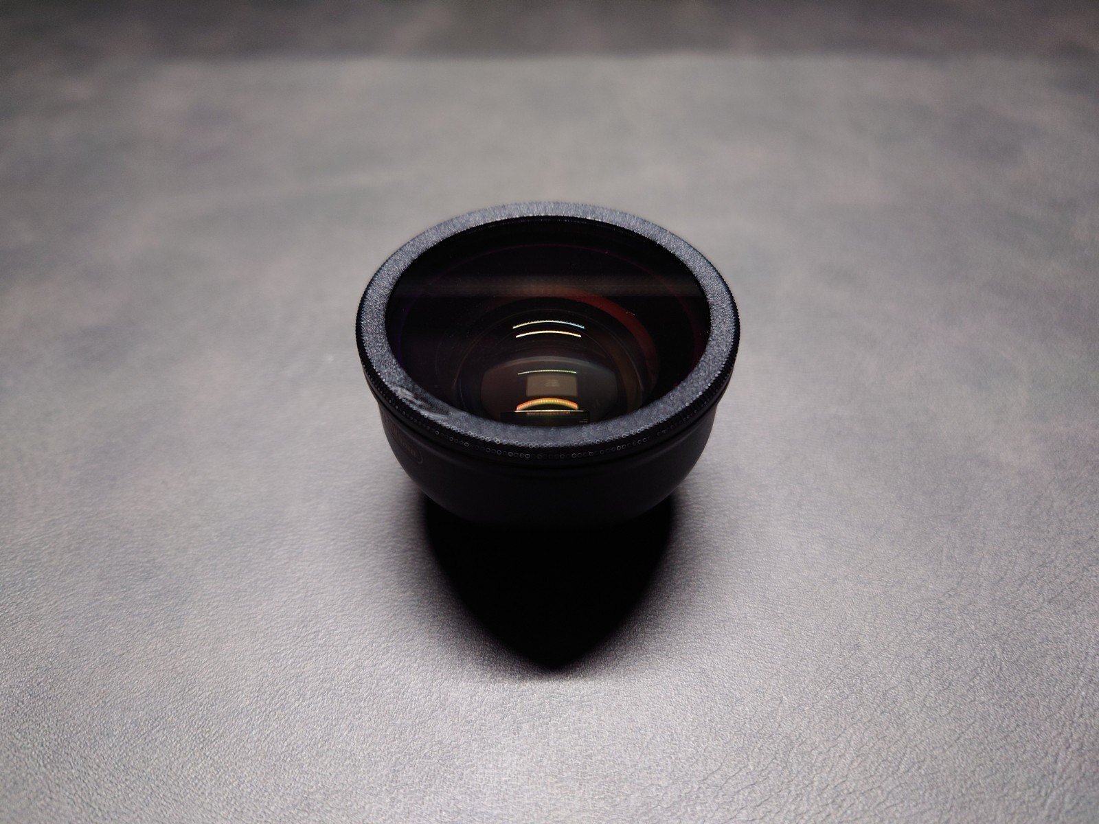ガジェットレビュー】iPhoneでマクロ撮影│APEXEL 100mm HD