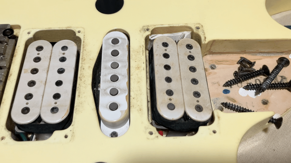 ジャンク品ギターを復活 Ibanez PGM30編 Part2: ボディの掃除