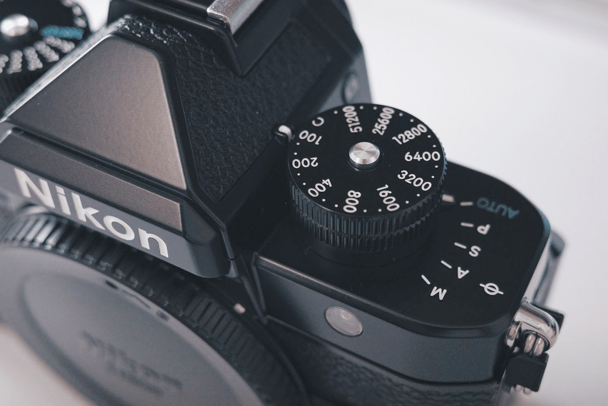 完動品◆美品【レトロなエモい写り】Nikon Us自然な写りの人気レンズセット! Nikon（ニコン） ミラーレス一眼 Z 6II 24-70 レンズキット