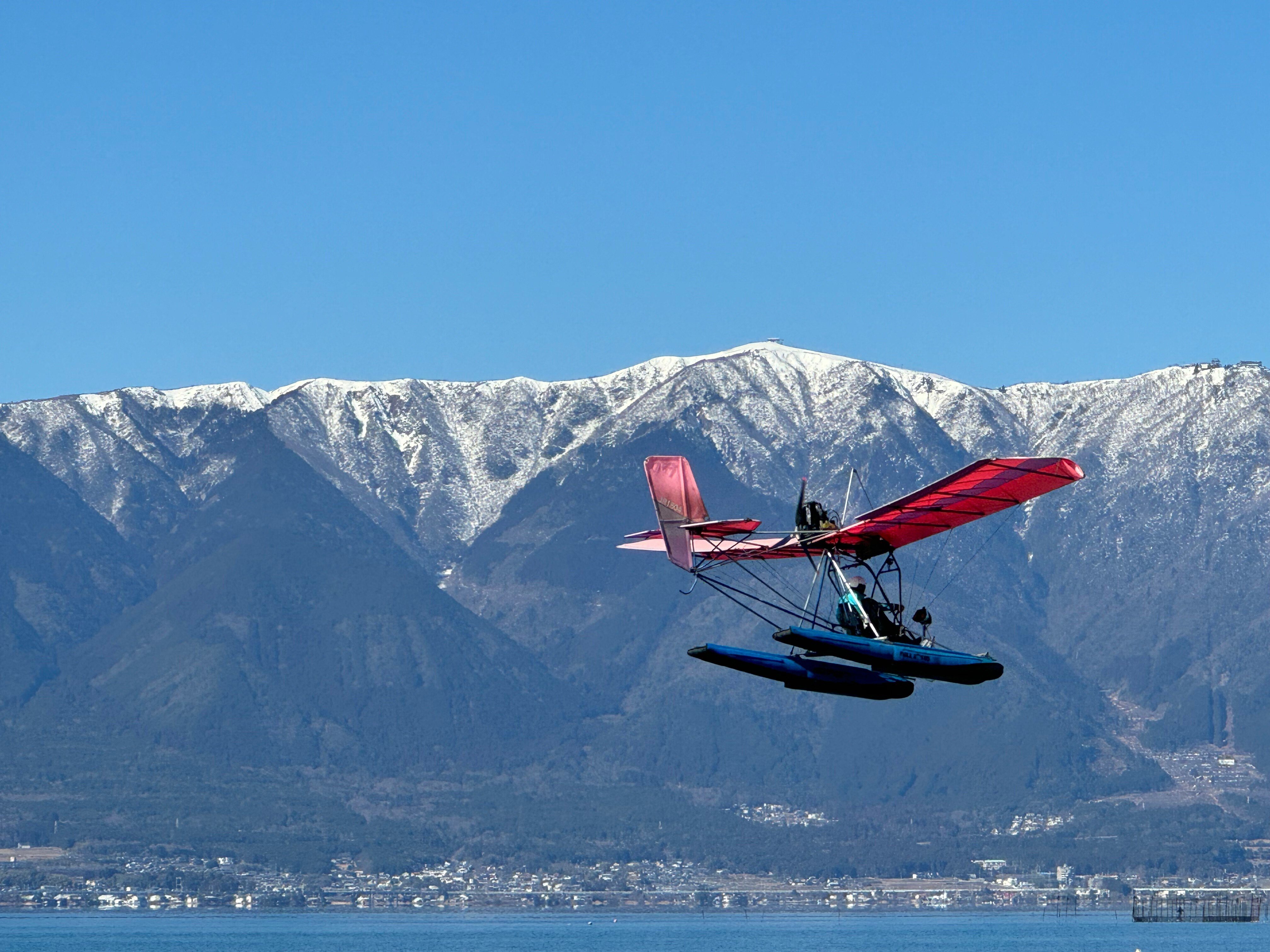 その船は、琵琶湖に浮かぶ”外国”｜結城 弘